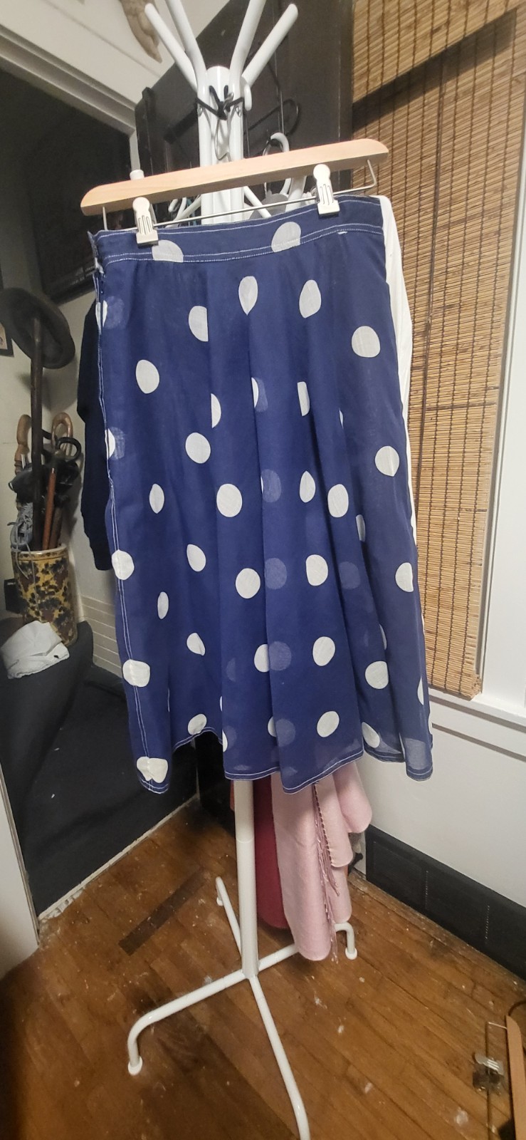 Vintage 1970&rsquo;s Ellen Tracy 2 Pc Navy Blue & White Lrg Polka Dot Skirt & Top 5/6
