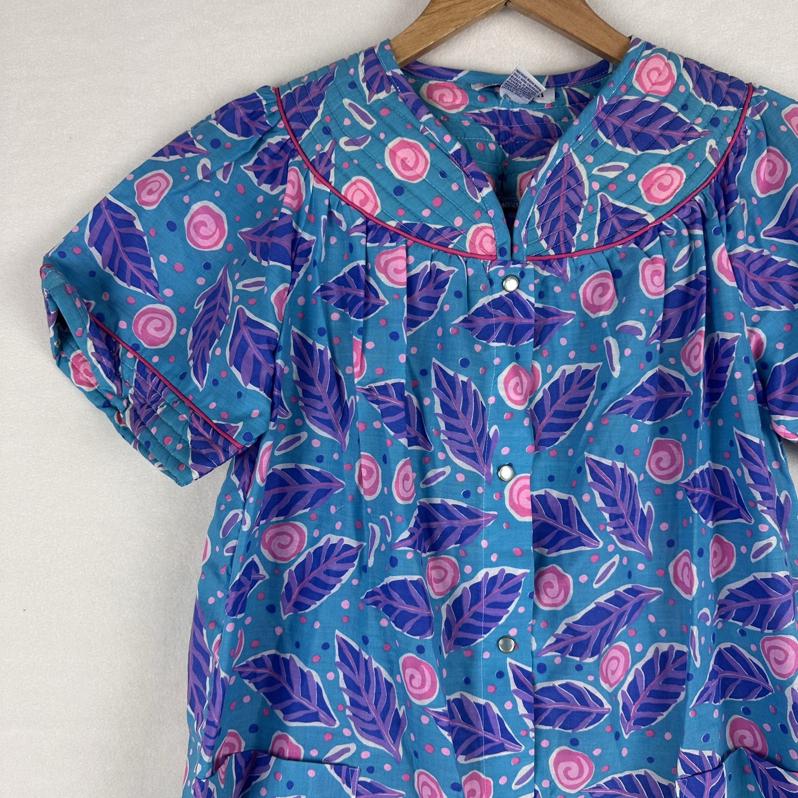 Vintage Court Street Floral House Dress Robe Snap Front Size M Pockets Bohemian