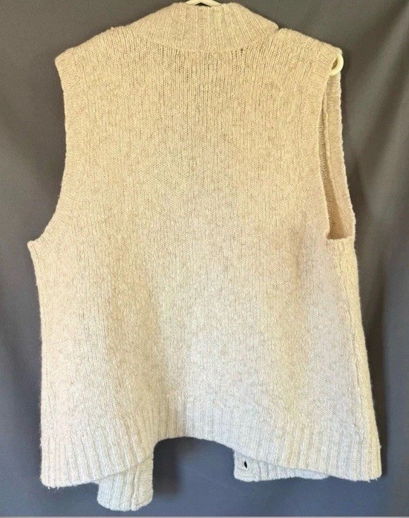 Vintage L.L. Bean Cream White Women’s Size XL Sweater Vest