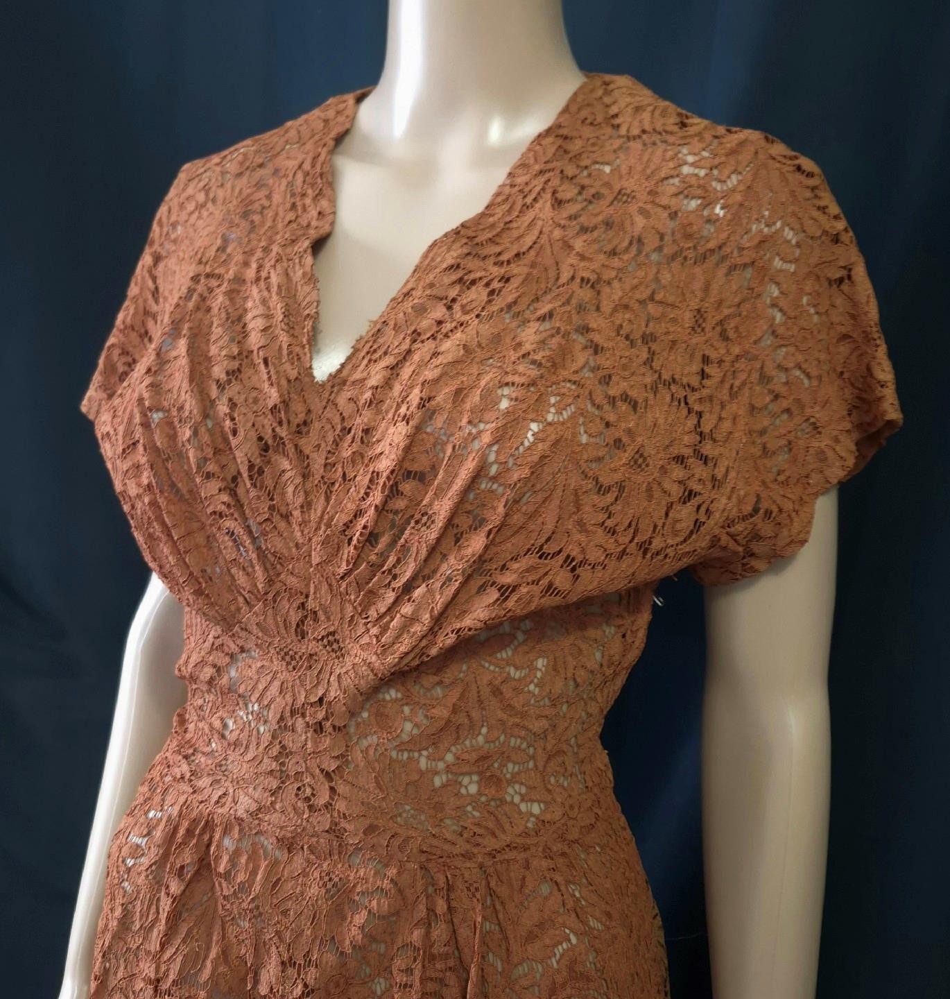POST WAR 1940s 50s Vintage Sheer COPPER BROWN LACE A-line PARTY DRESS – S