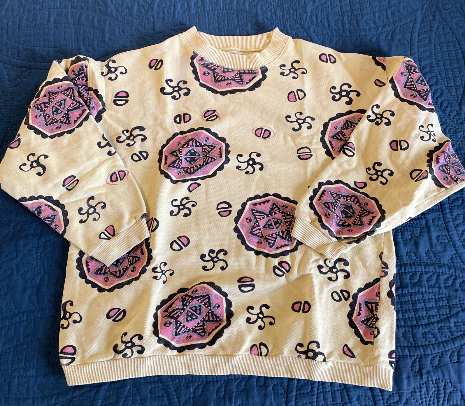 VTG 1990&rsquo;s Native Sport Union Bay Woman’s Geometric Design Long Sleeve Shirt, S