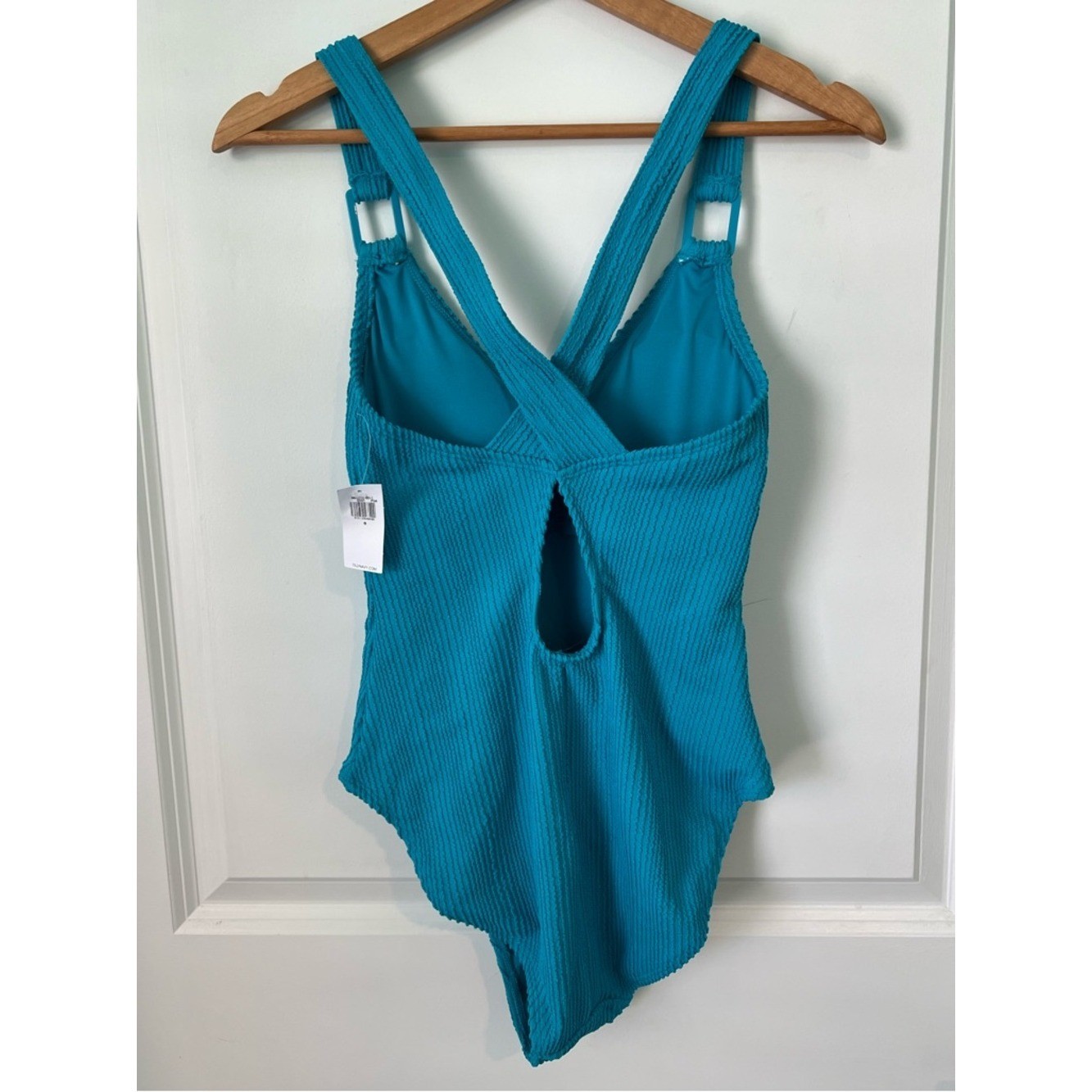 Old Navy NEW One Piece Textured Swimsuit Criss Cross Back Vacation Poolside