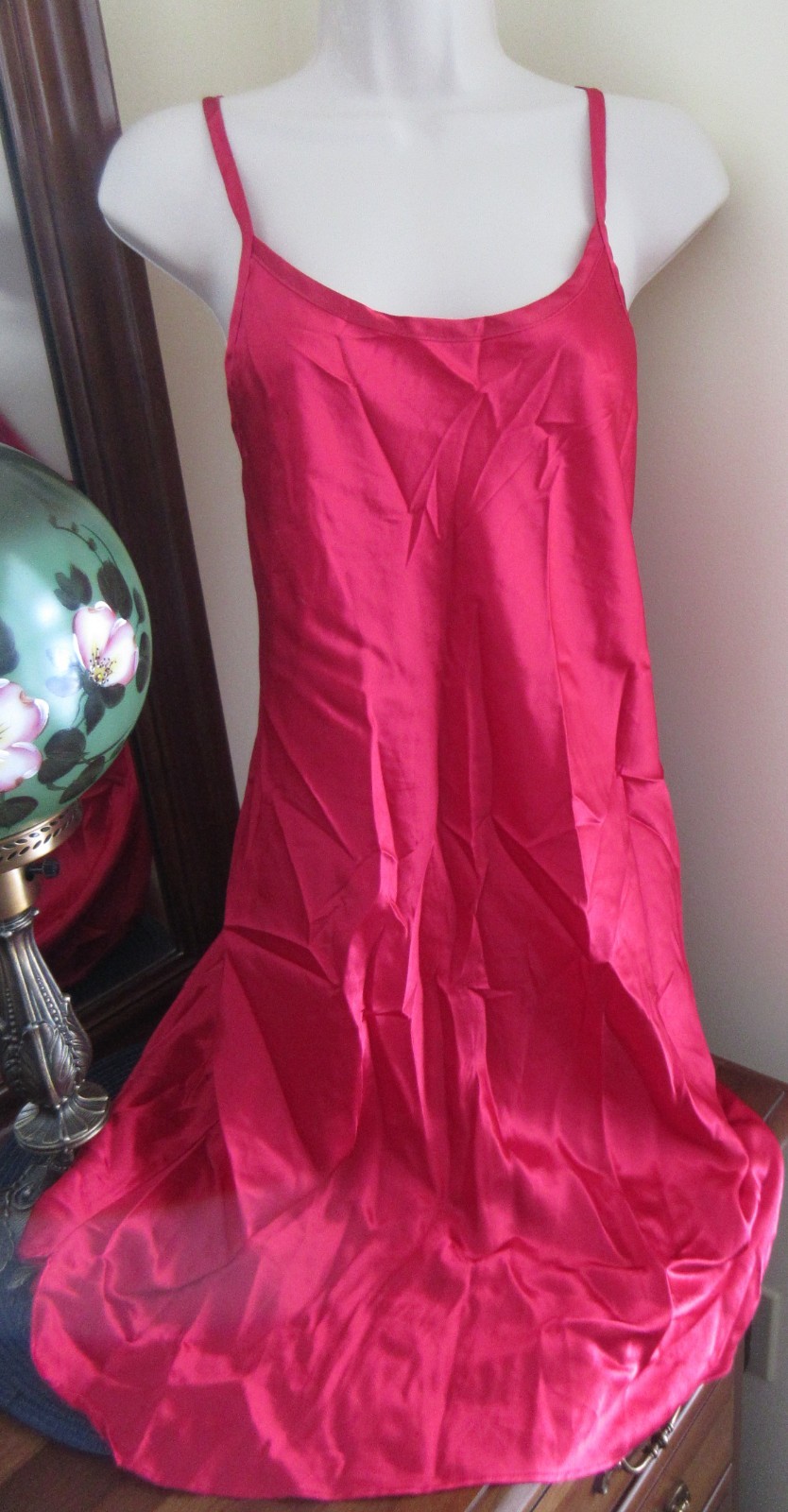 80s CINEMA ETOILE HONEYMOON wet look GLOSSY SATIN RED BIAS nightgown L