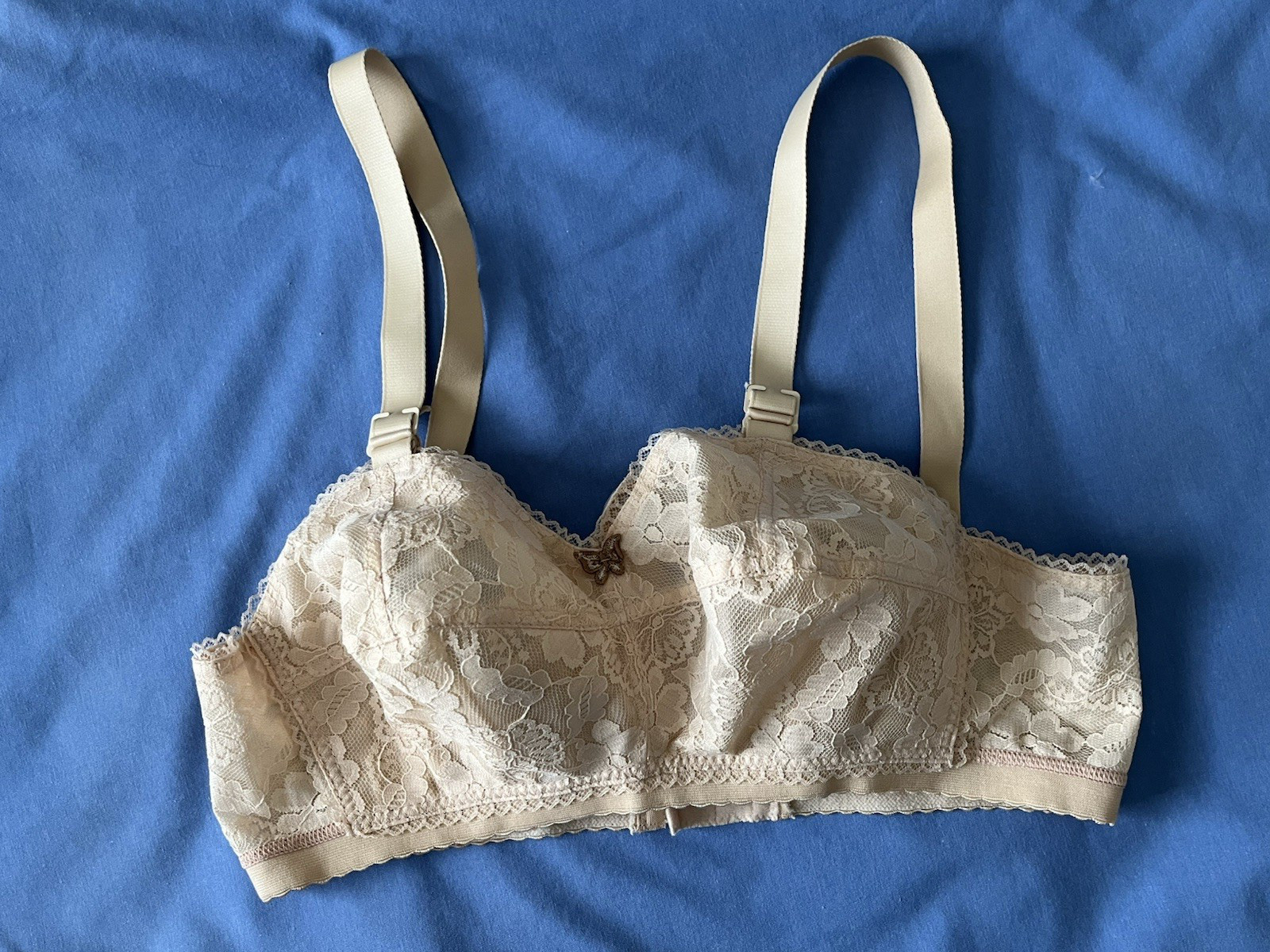 Vintage Lady Cameo Bra Stye 708, beige lace size 34DD