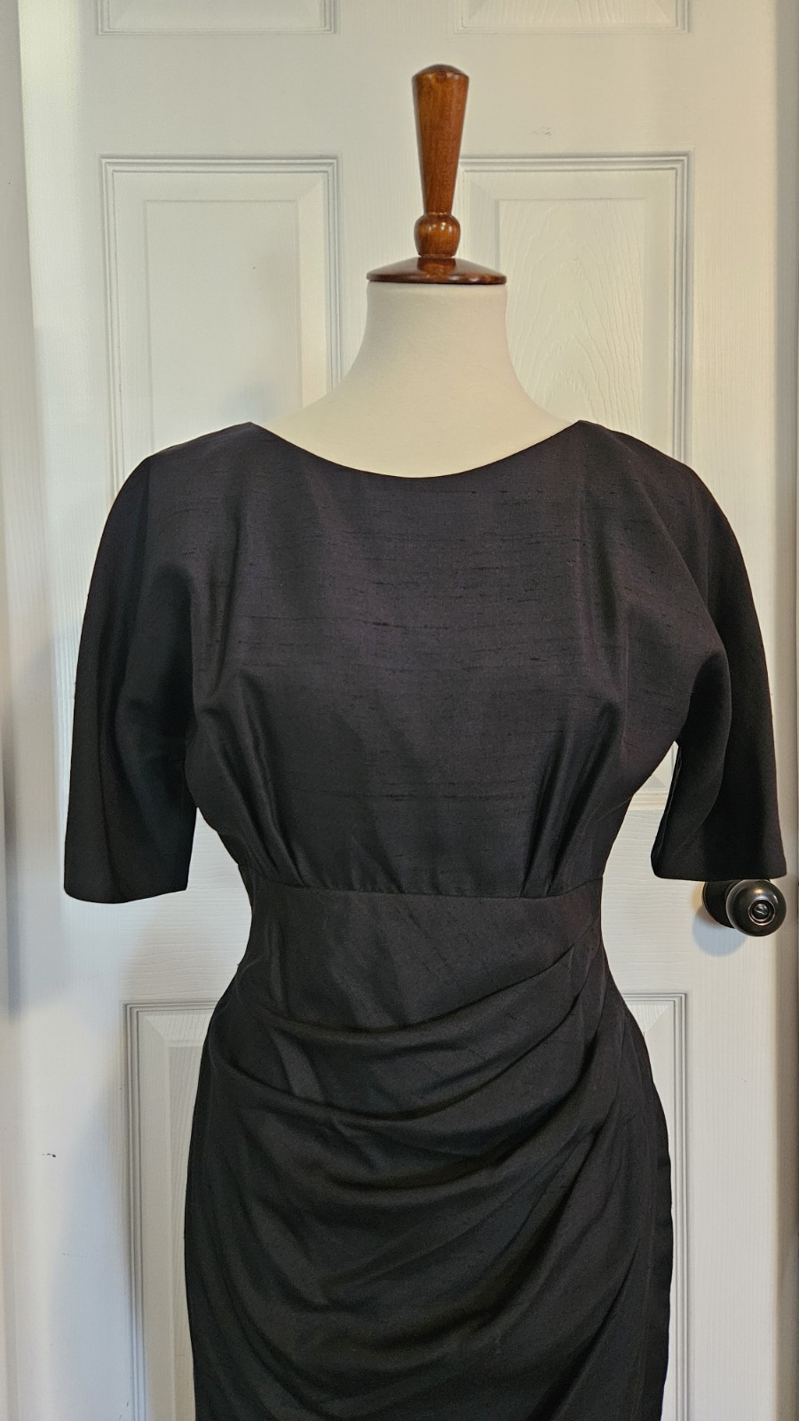 Vintage 80s Does 50s Classic Black Wiggle Pencil Dress Size 6/8 LBD