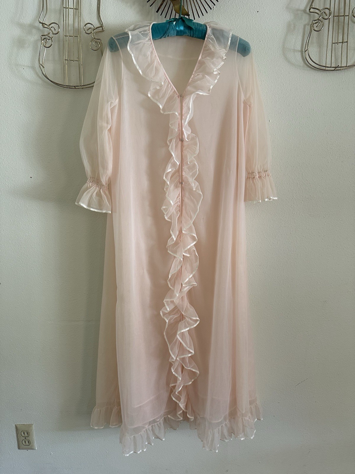 1960s Miss Elaine Pink Sheer Nylon Peignoir Robe Ruffle Front Double Layer VTG