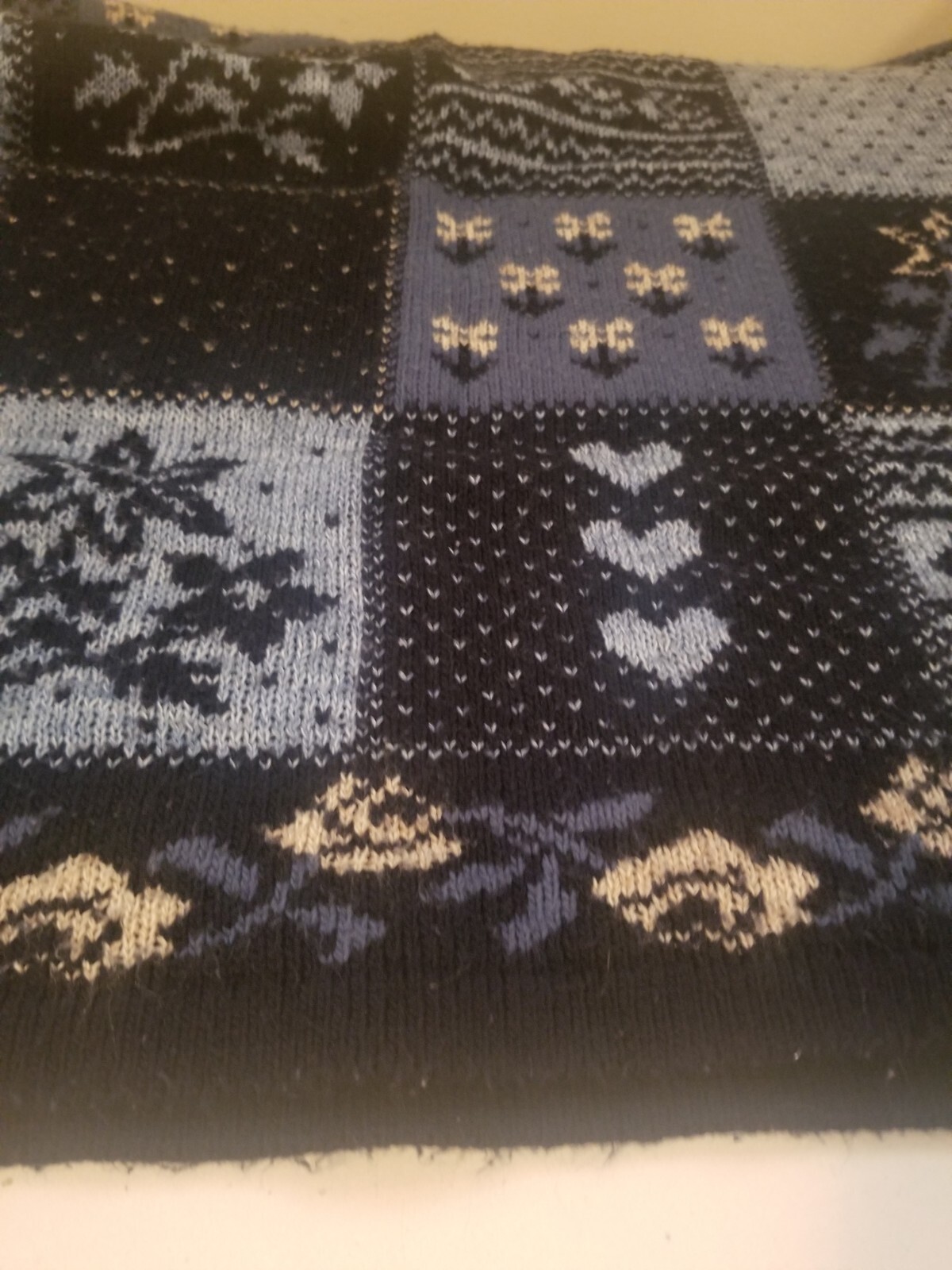 Vintage Adele Sweater Large Knitwear Blue Hearts Flowers MadeInUSA 46&Prime;B/27&Prime;L EUC