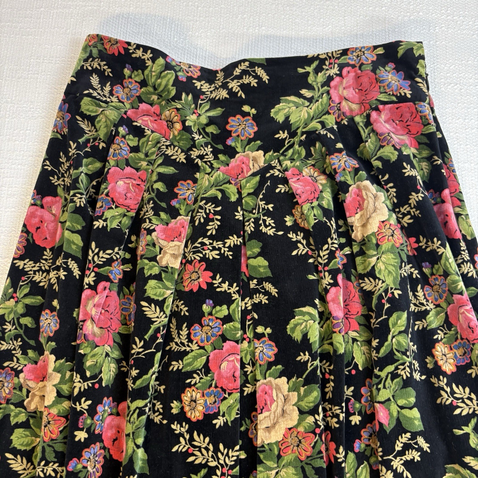 Vintage Herman Geist Hand Embroidered Cardigan & Velveteen Floral Skirt Set M