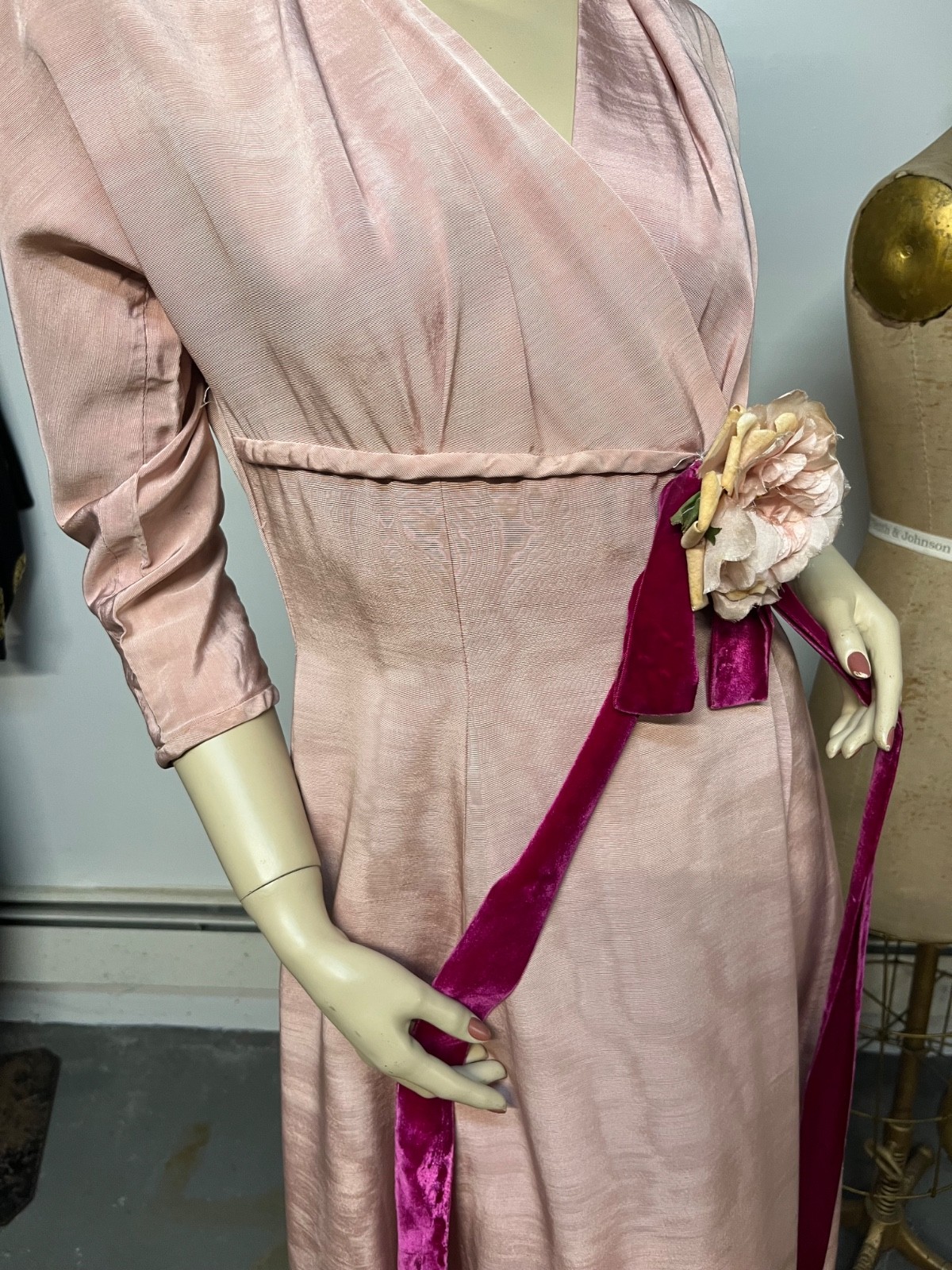 Vintage 1940s Marshall Fields Pink Rayon Faille Dressing Gown Dress Bust 36-38