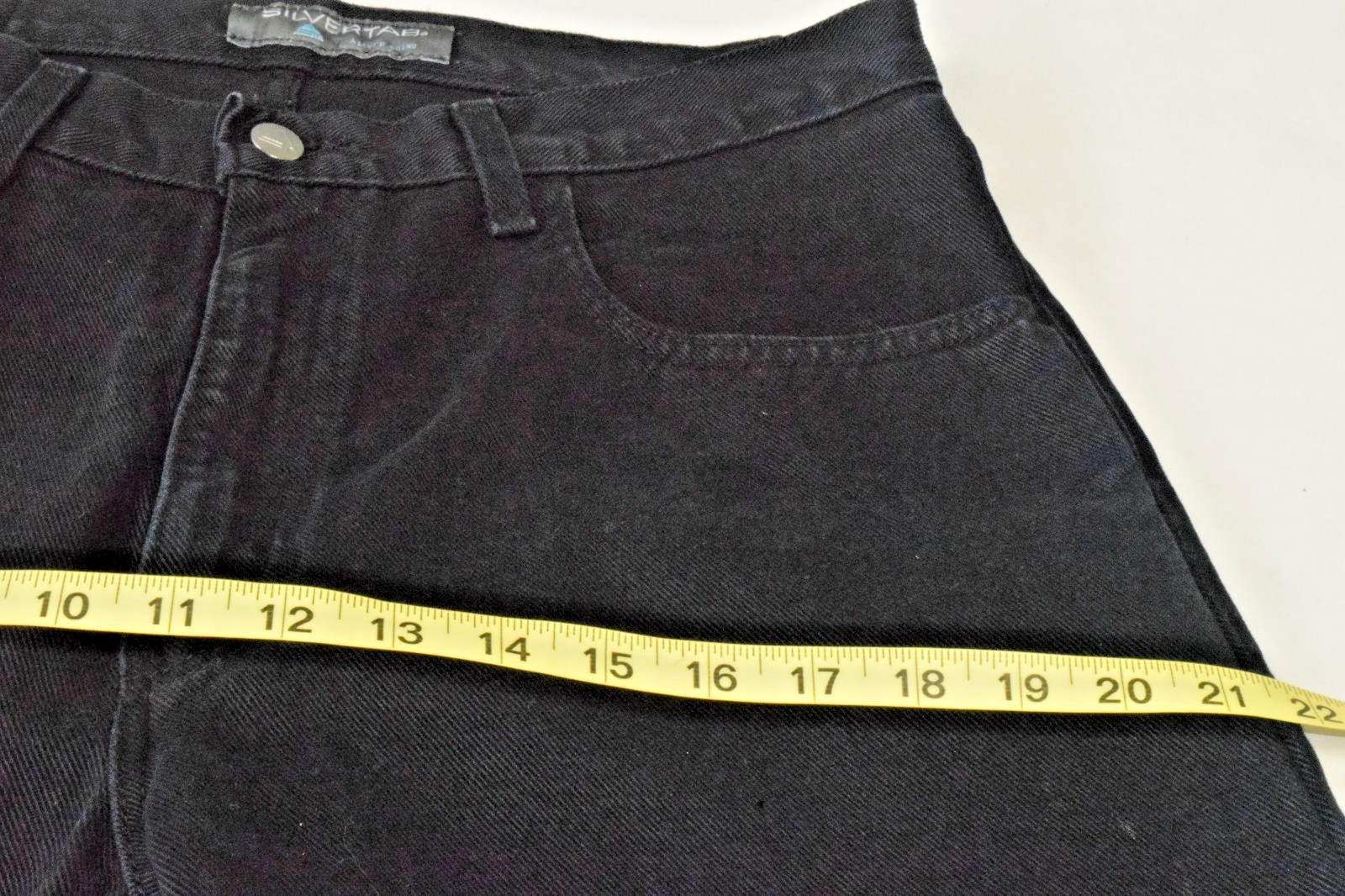 Vintage Levis Silver Tab Jeans Size W32 L34 2001 Black Loose Fit Made USA