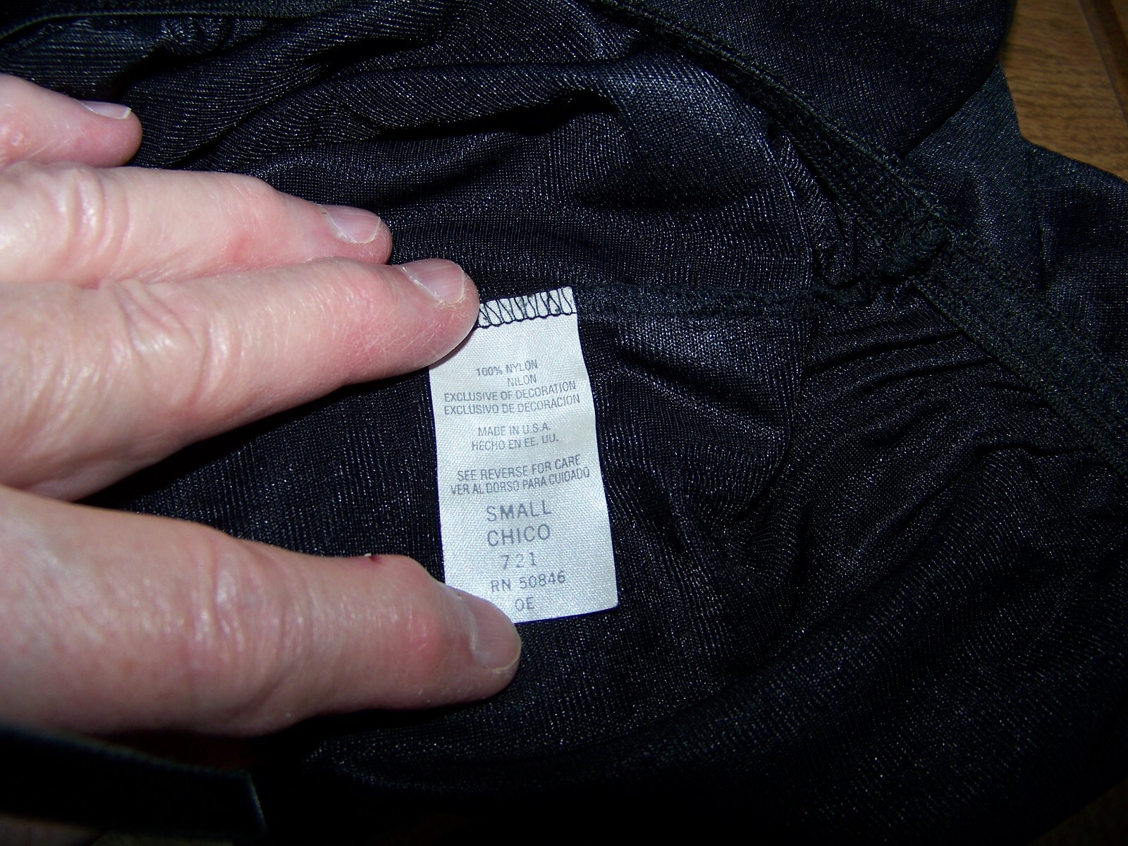 VTG BLACK HALF SLIP SZ SMALL 25&Prime; MADE IN THE USA NYLON W/LACE #721 CLEAN NICE!