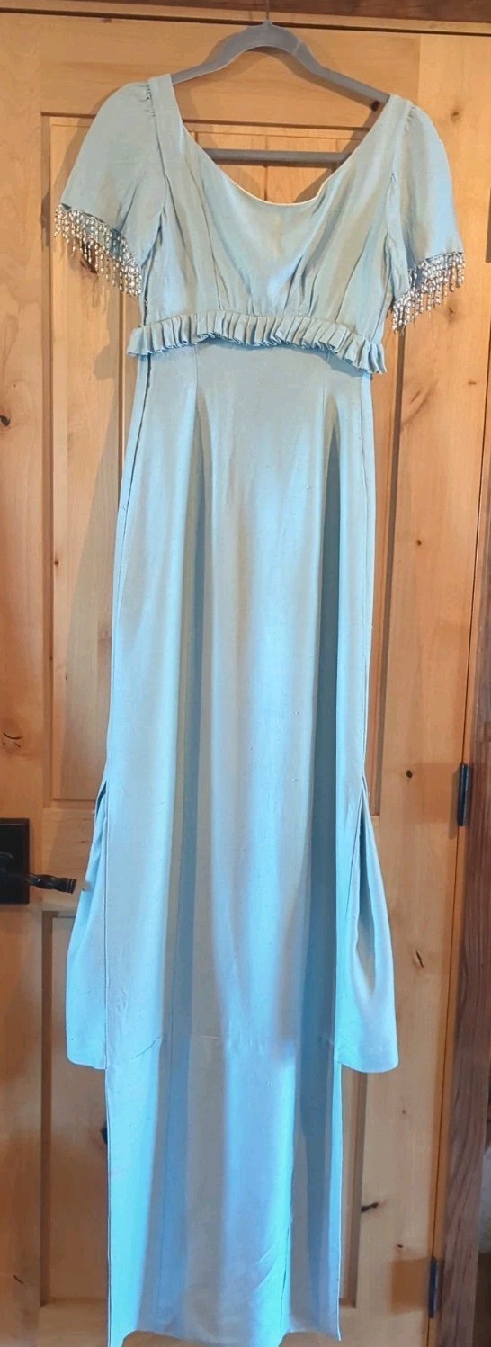 Vintage Dress W/Train 1900&rsquo;s