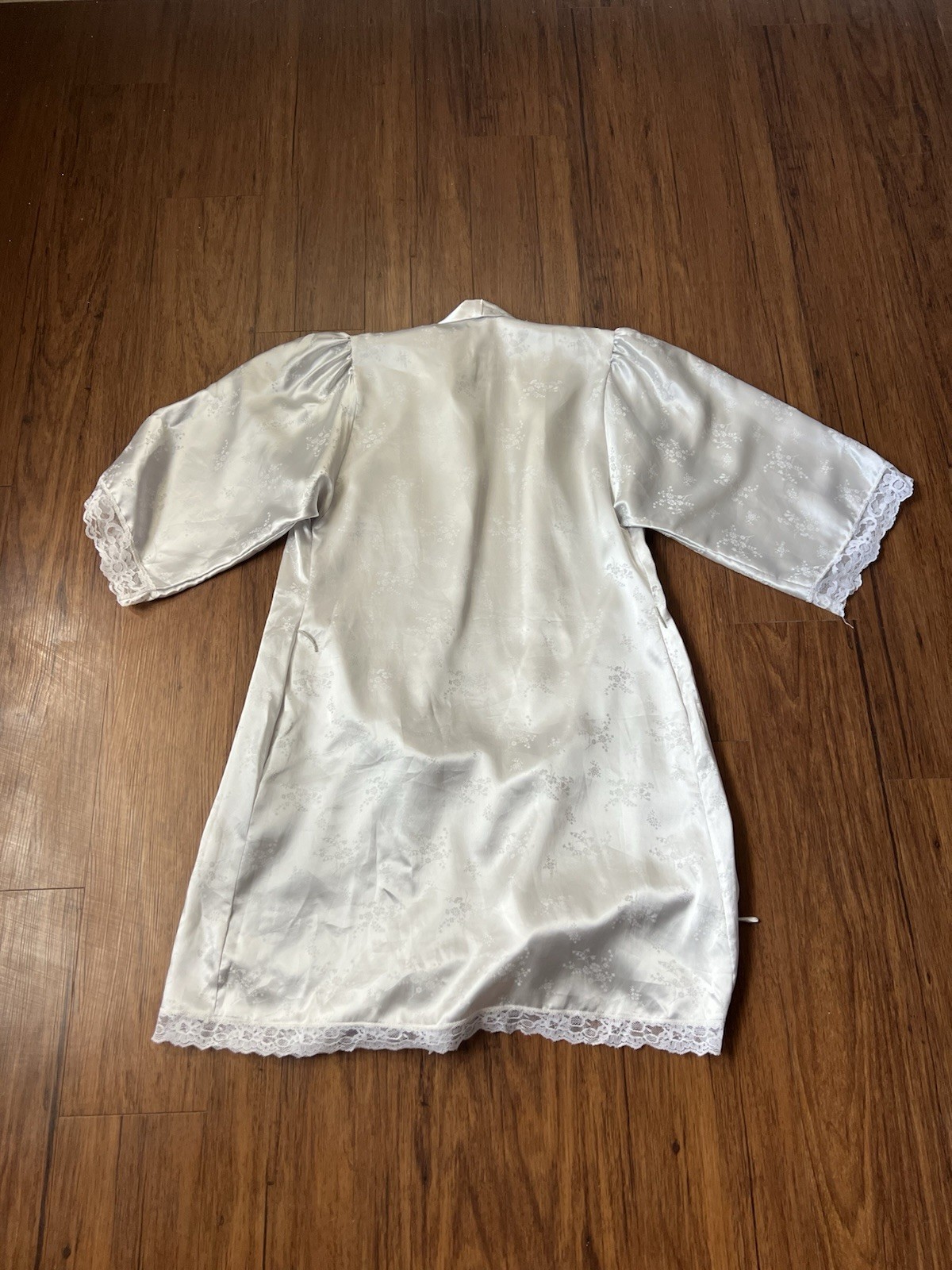 Vintage Christian Dior Robe Silver Floral Satin Lace 3/4 Sleeve Loungewear READ
