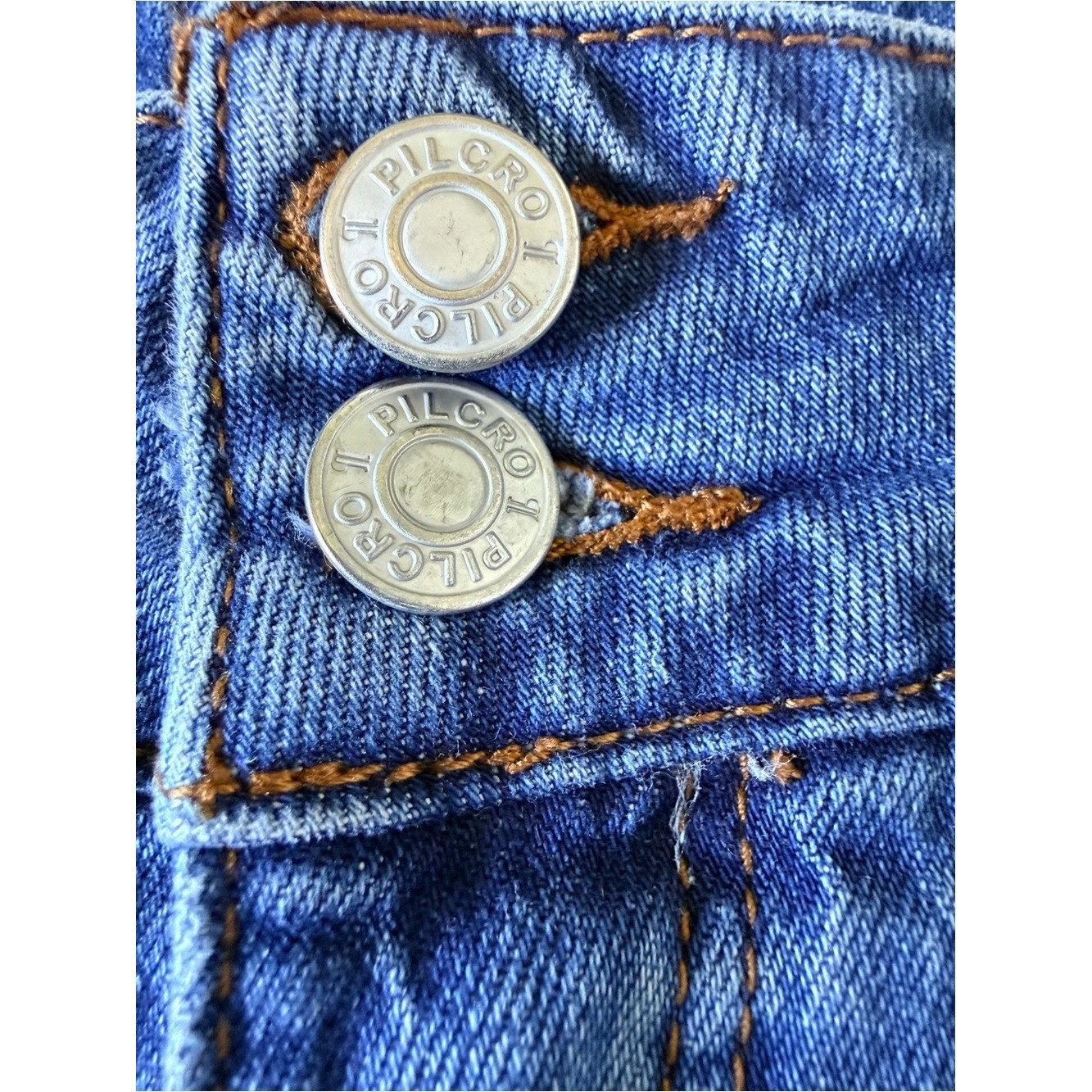 Pilcro Anthropologie Double Button Flare Jeans Medium Wash Size 26 Boho