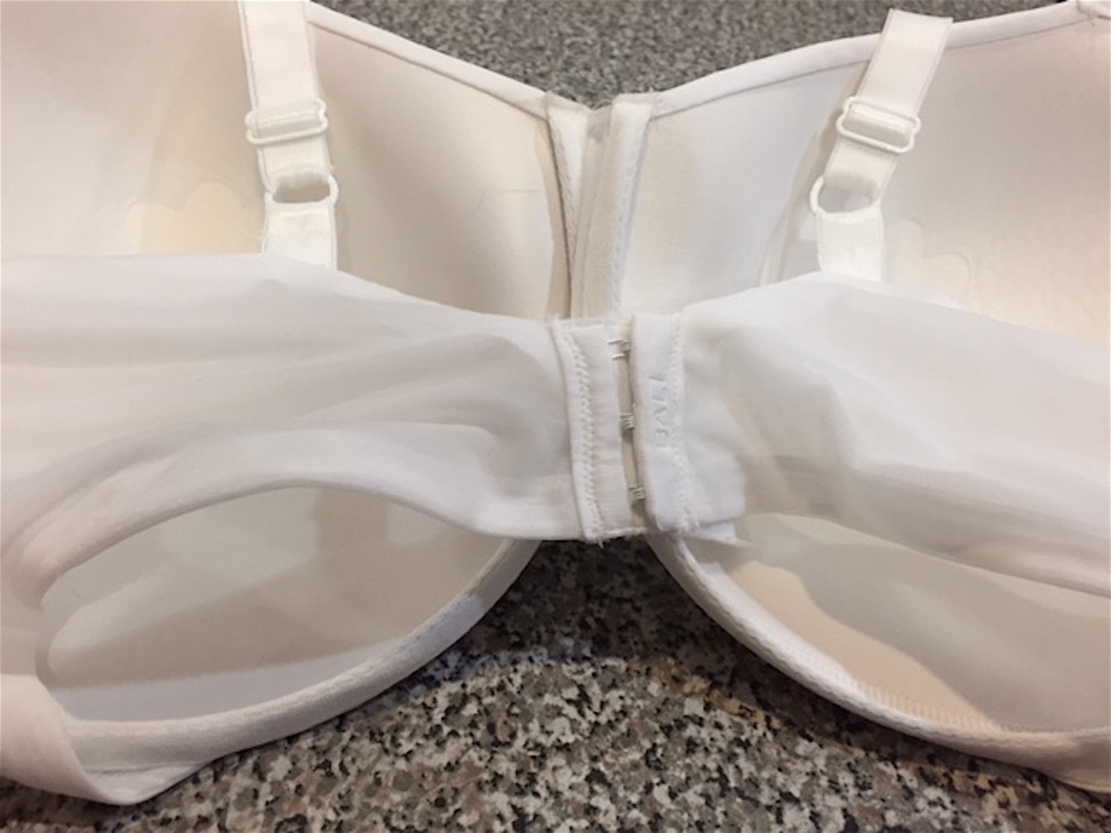 (2) BALI BRA 3414 SZ 44DD WHITE