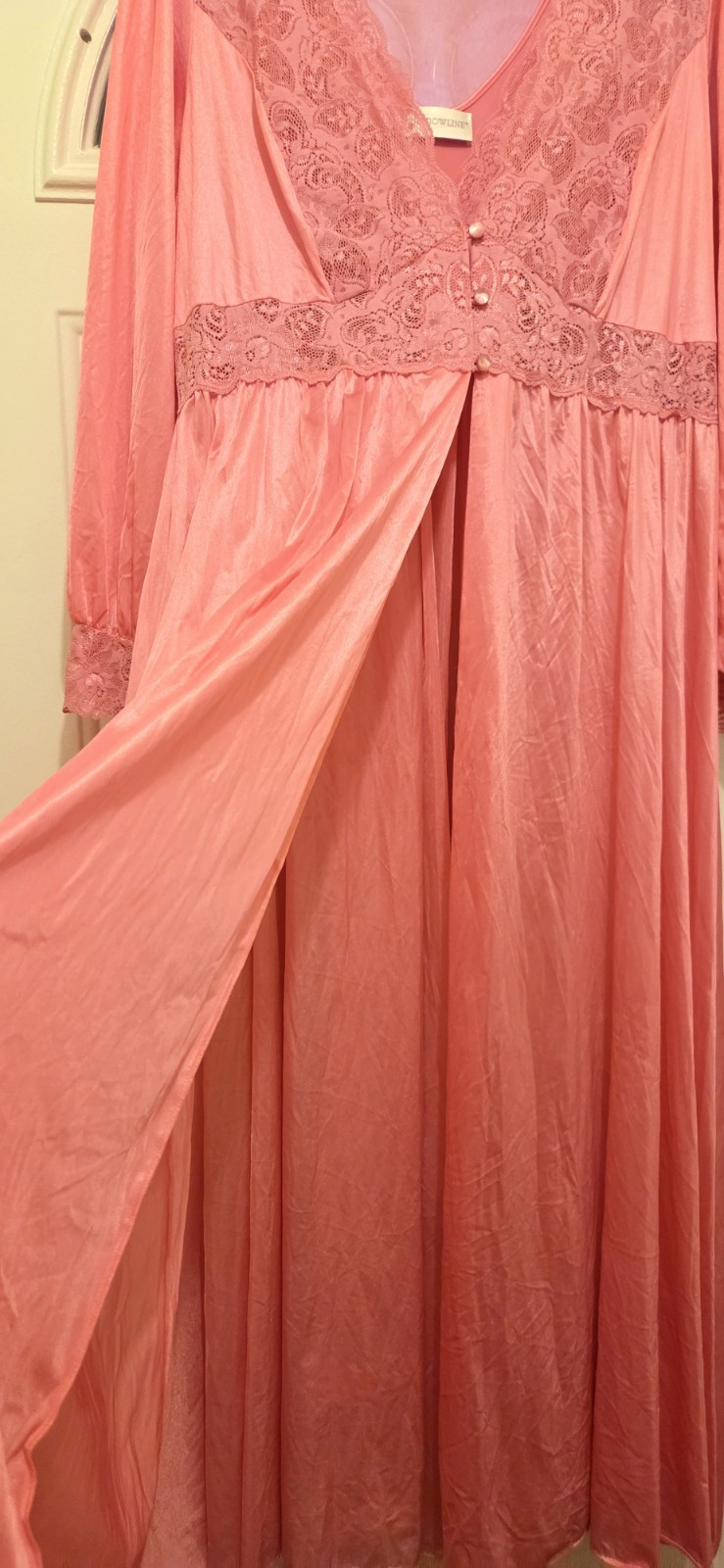VTG Shadowline Peignoir Robe & Nightgown Silky Soft Nylon Pink Size 1X USA