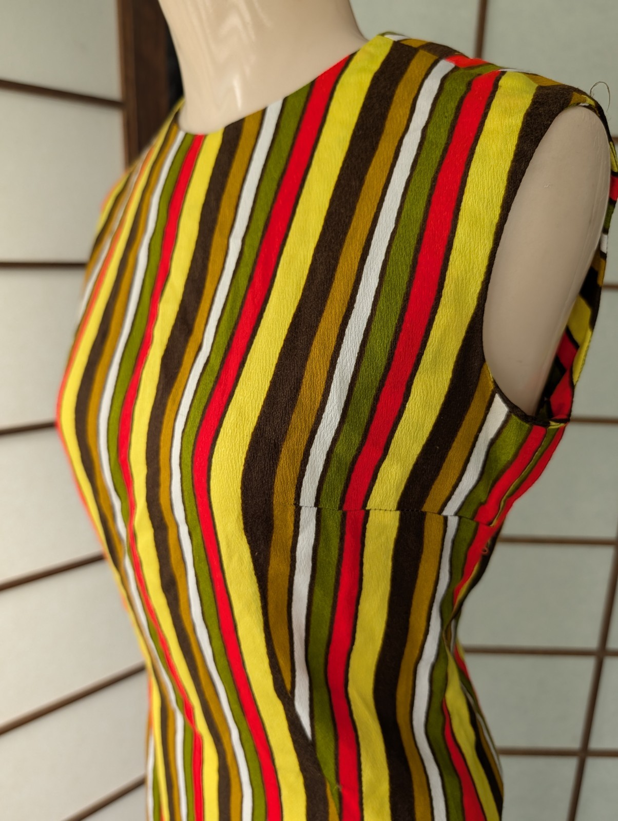 Vtg 60s 70s Groovy Striped Mini Dress Sz S/M Drop Waist Ruffle Hem Barkcloth Mod