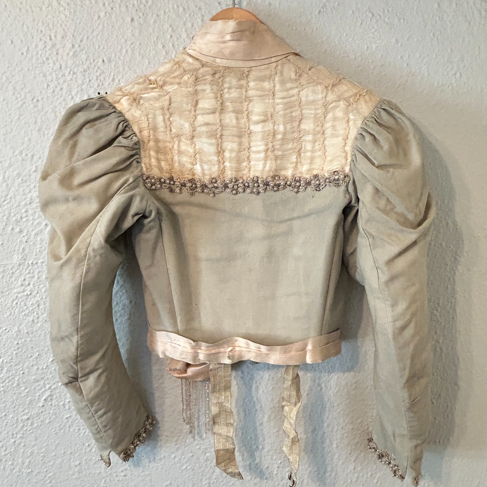 Antique Victorian Cream Silk & Green Dress Bodice Beaded Mutton Sleeve