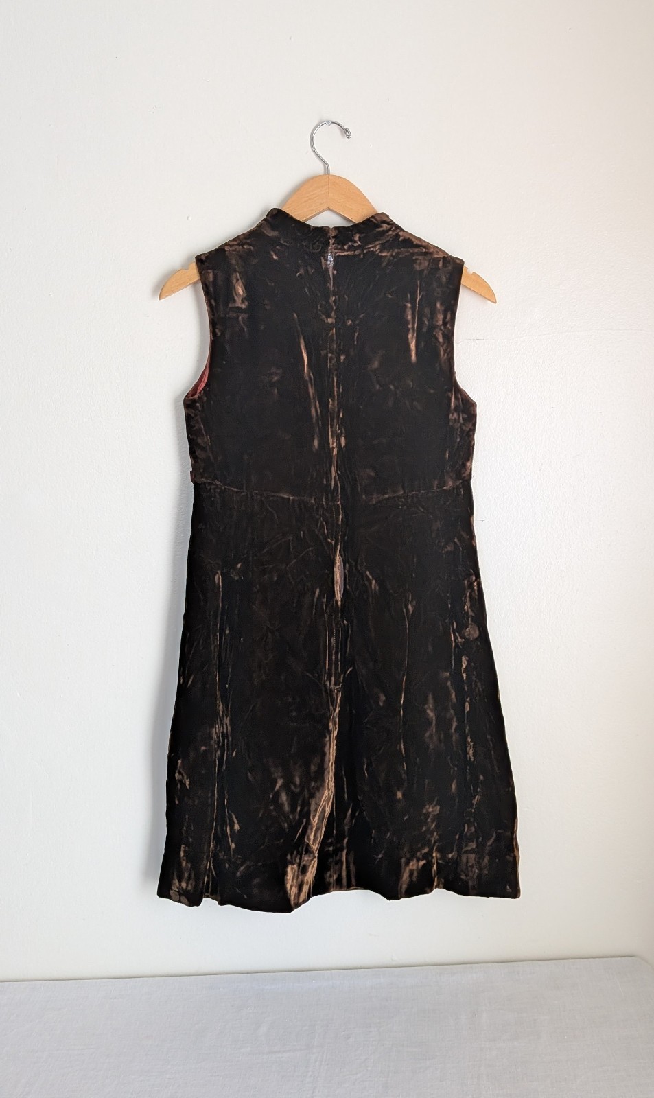 Vintage circa 1960&rsquo;s-70&rsquo;s Women&rsquo;s Chocolate Brown Crushed Velvet Mini Dress S