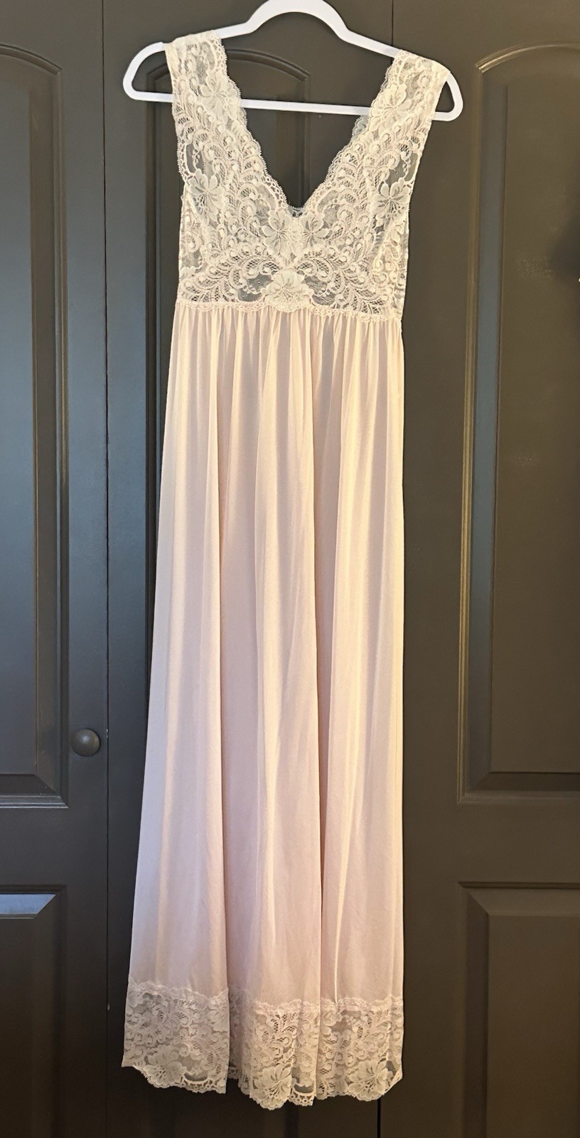 Shadowline Light Pink/Peach Vintage Nightgown & Robe Set Lace Trim Extra Small