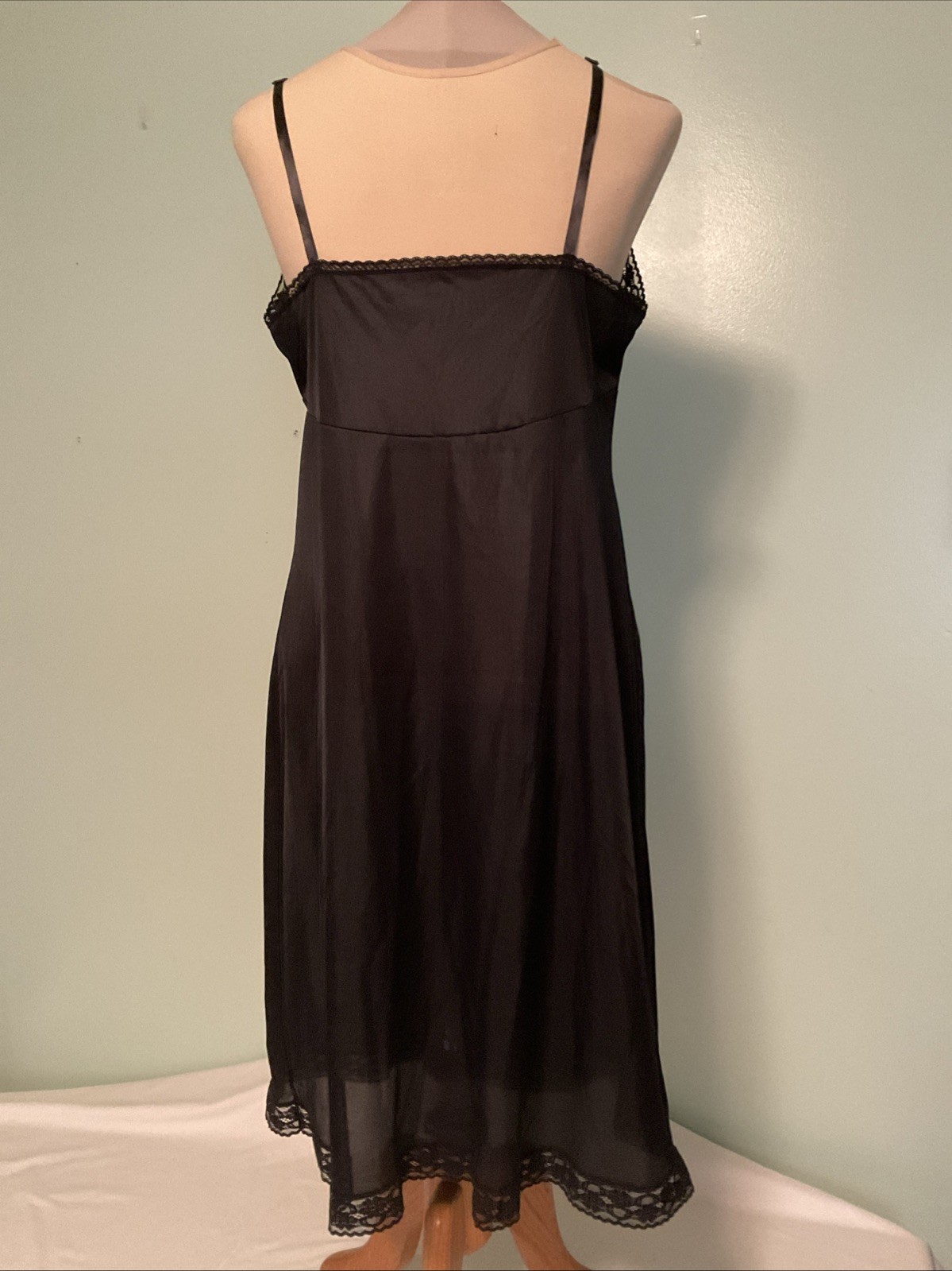Vintage Vanity Fair Black Nylon Full Slip Size 38 10-103