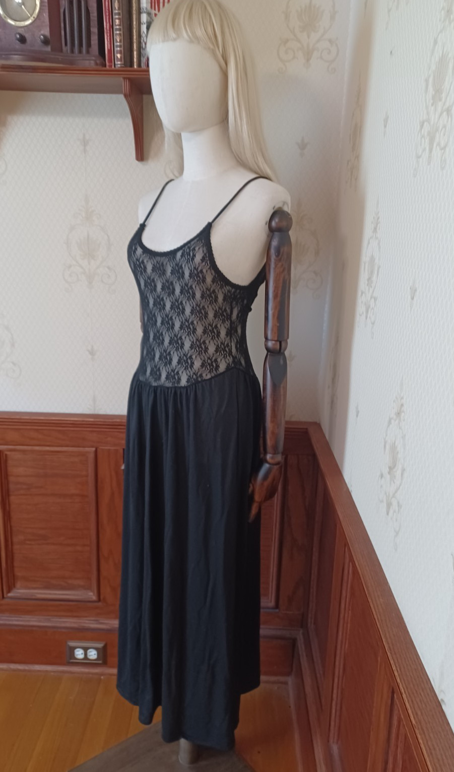 Vintage 1980s/1990s Petra Fashions Black Lace Gothic Witchy Slip Dress