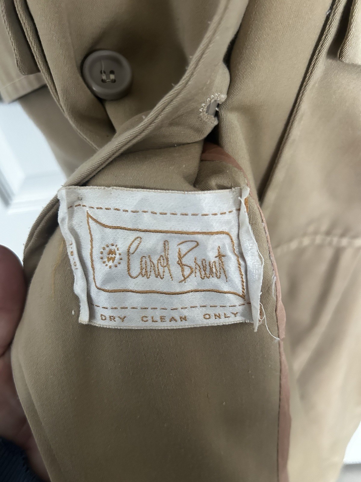 Vintage Carol Brent Trench Coat. Unknown Size. See Description And Pictures.