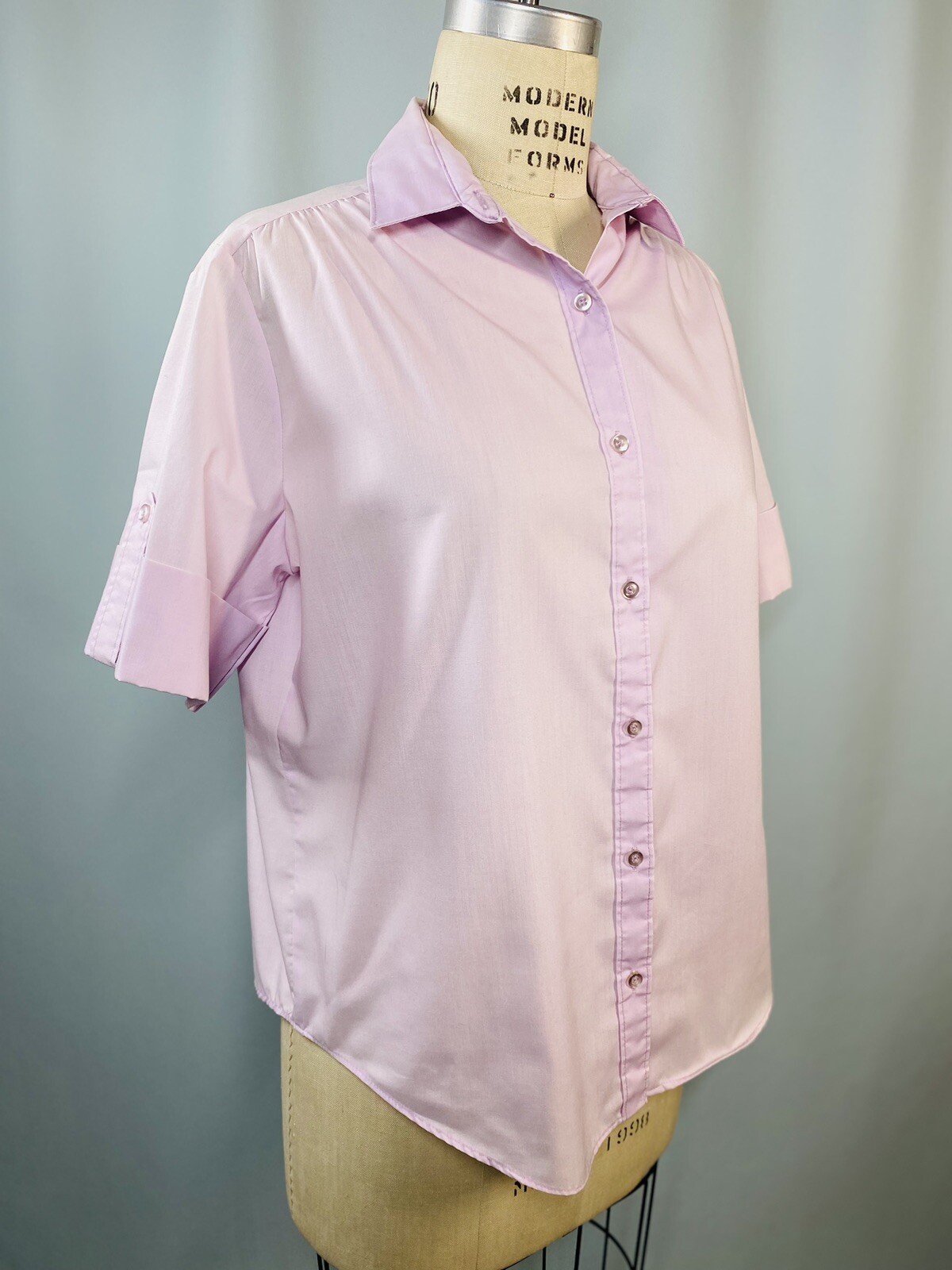 Vintage Blouse SIZE MEDIUM lavender purple short sleeve 70s 80s LAND N&rsquo; SEA