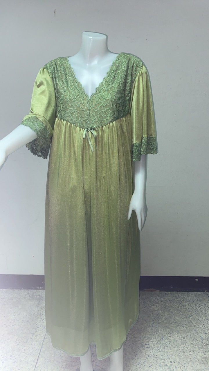 Woman Vintage Pajamas Nylon Short Sleepwear Comfortable Soft lace Slip Dress New