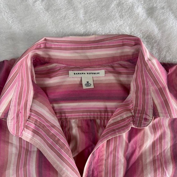Banana Republic pink striped button up long sleeve office siren y2k vintage