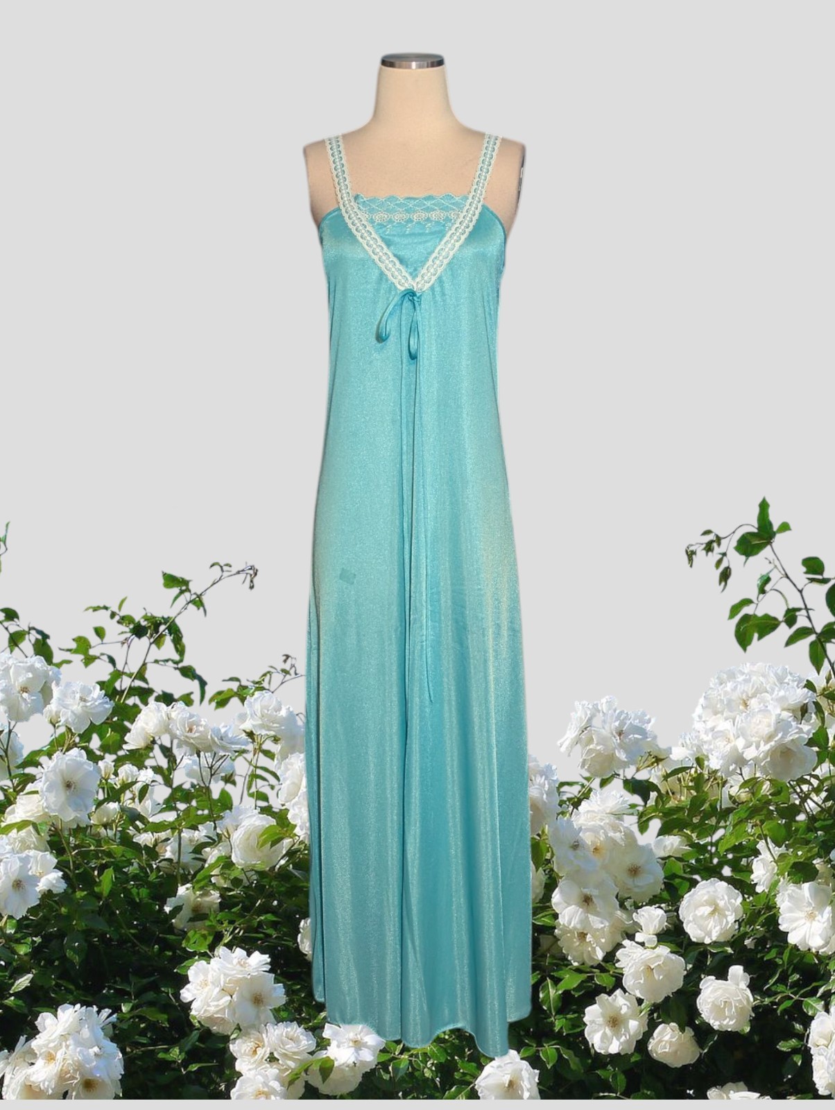 UNDERCOVER WEAR Turquoise White Lace Trim Sexy Maxi Nightgown Women&rsquo;s Small VTG