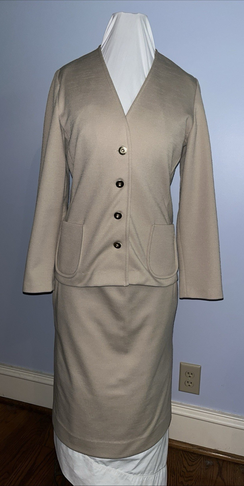 Vintage Carole King Skirt Suit Set Beige Small Union Made