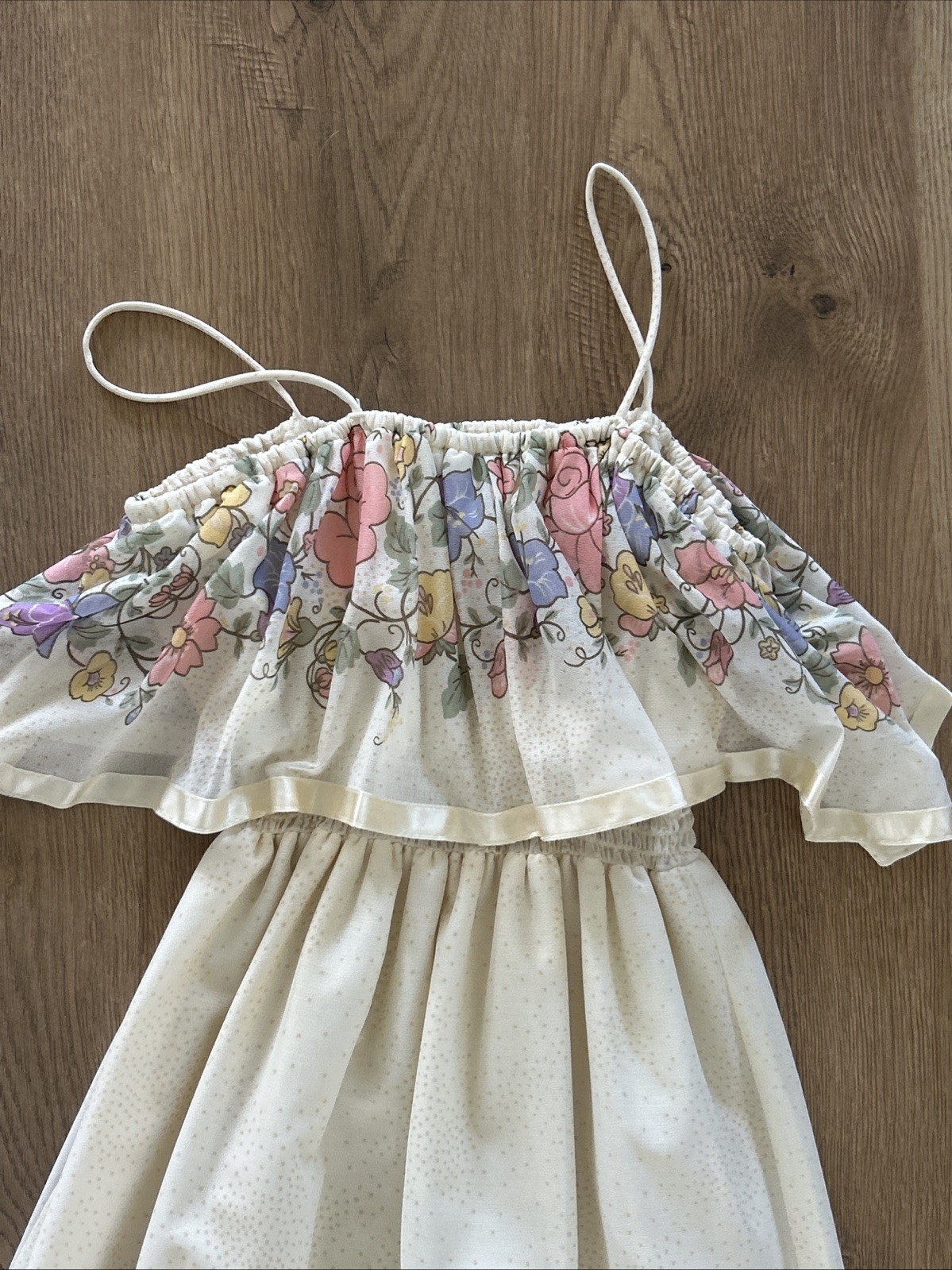 Vtg Vicky Vaughn Juniors 1970s Cream Floral Maxi Sundress Ruffle Bust XS/S Sz 5