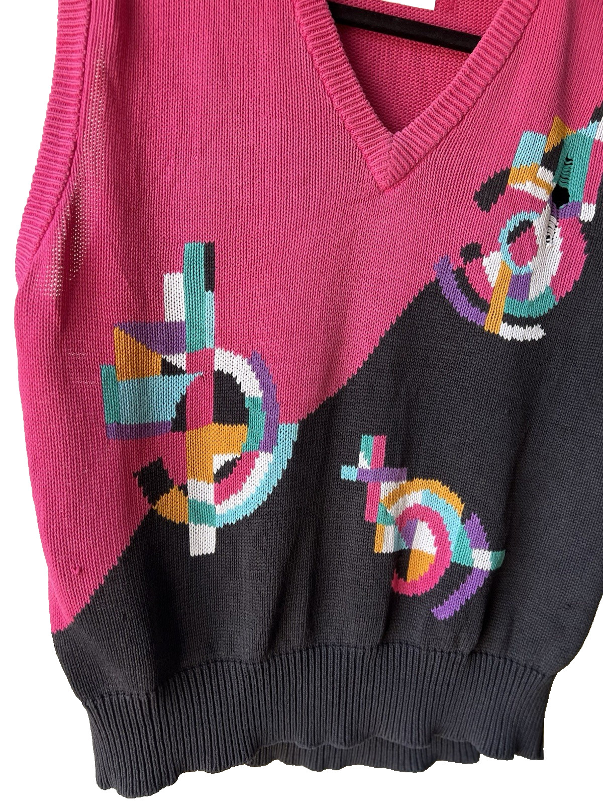 Vintage Geometric Knit Sweater Vest Pink Black Multicolor Regular Large