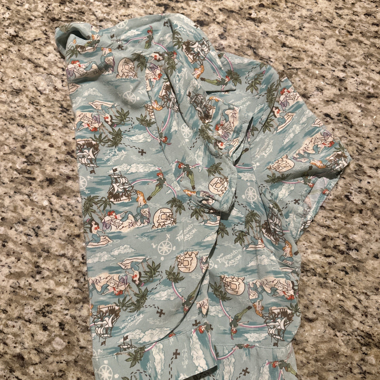 Disney Mermaid Lagoon Peter Pan Top, Blouse W/ Ties, Collar & 7 Buttons Size Sm