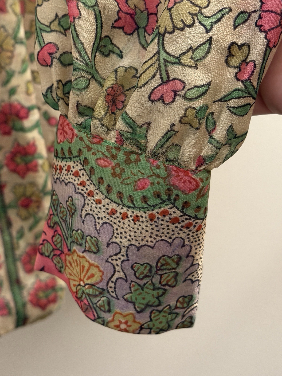 JUDITH ANN CREATIONS VINTAGE WOMENS SILK BATIK FLORAL BLOUSE TOP SMALL S BOHO