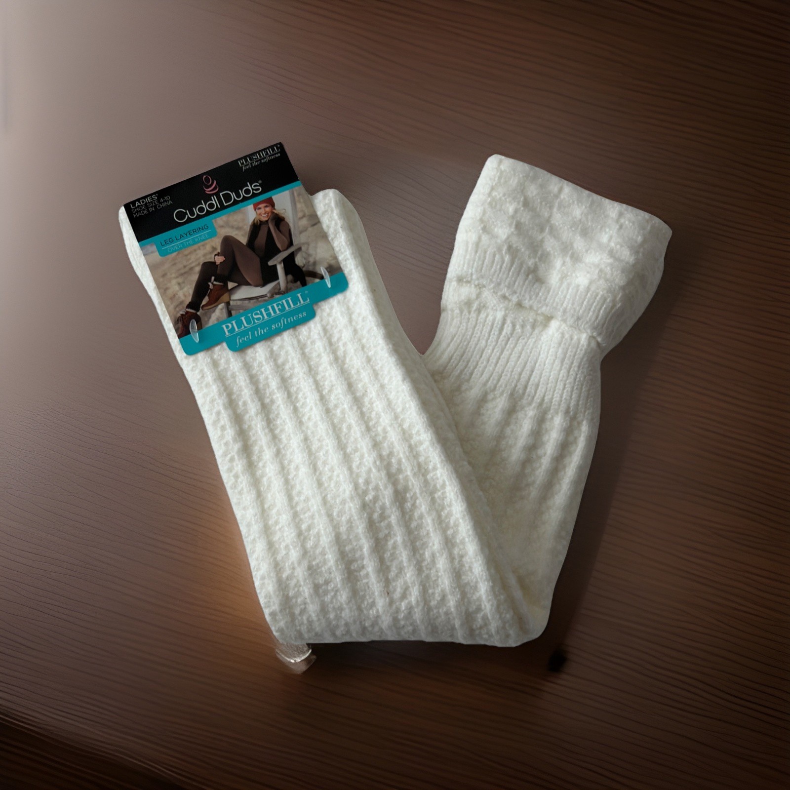 VTG Socks Ladies Cuddl Duds 80s Cable Knit Plushfill USA Stockings Size 4-10.