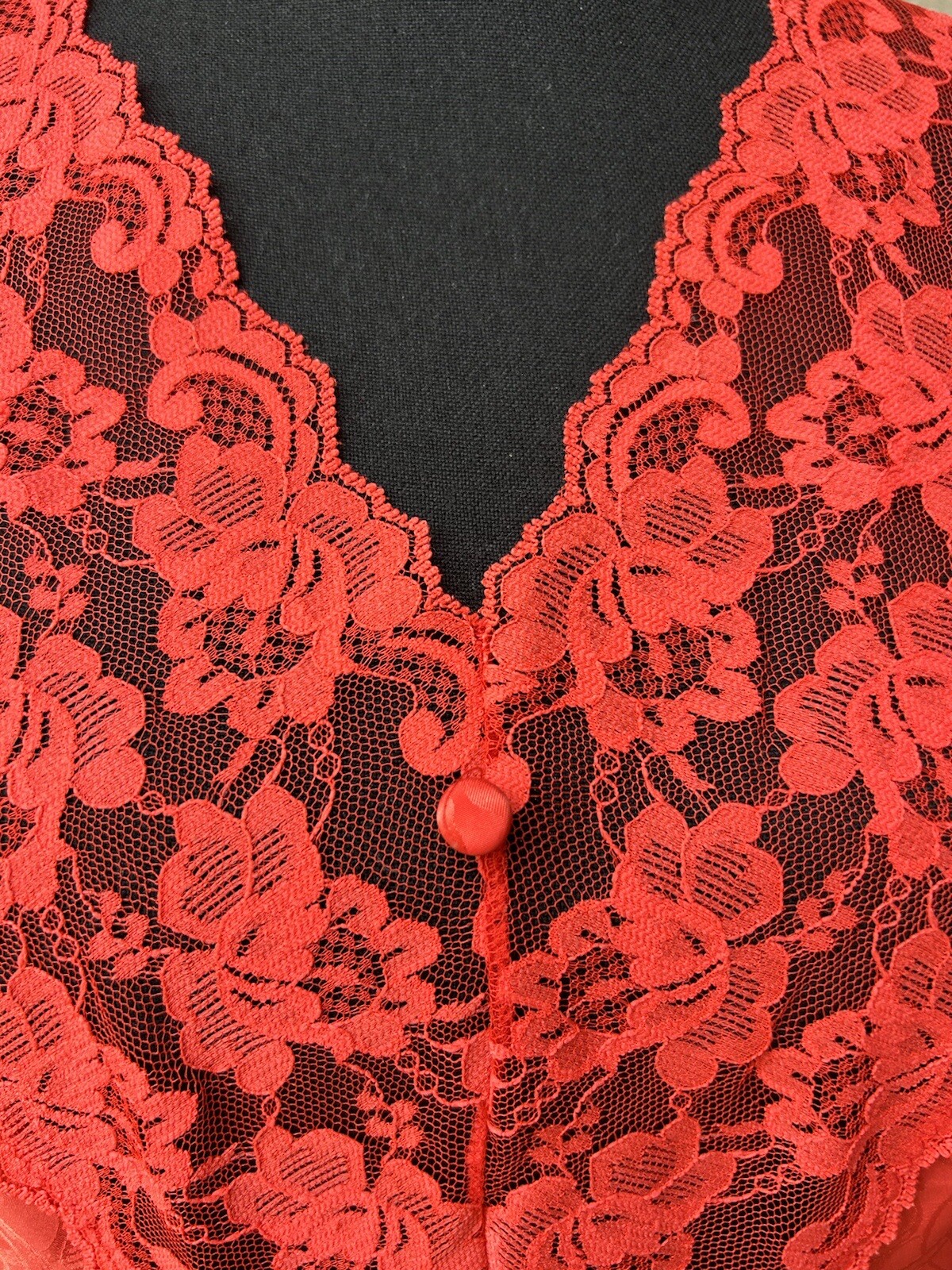 Vintage Val Mode Nightgown Medium Red Liquid Satin Lace Excellent Condition