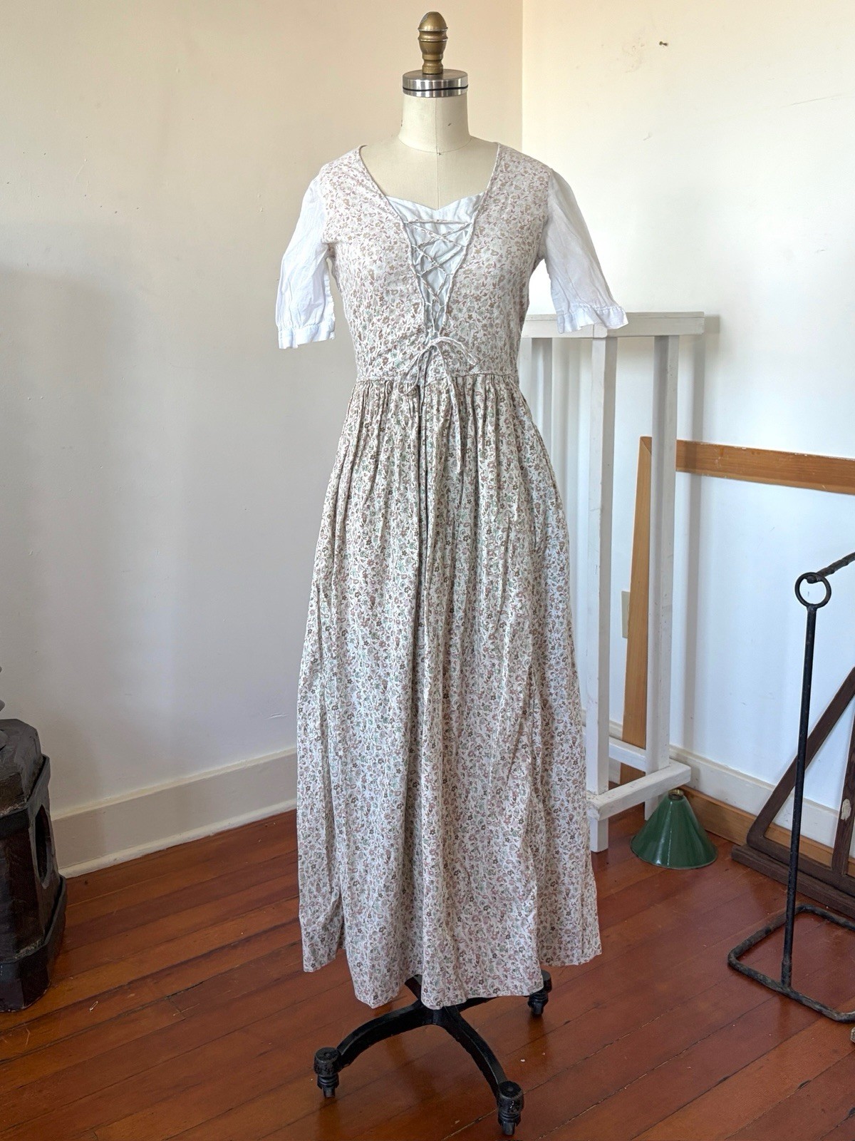 Antique 1932 George Washington Bicentennial Floral Cotton Colonial Costume Dress