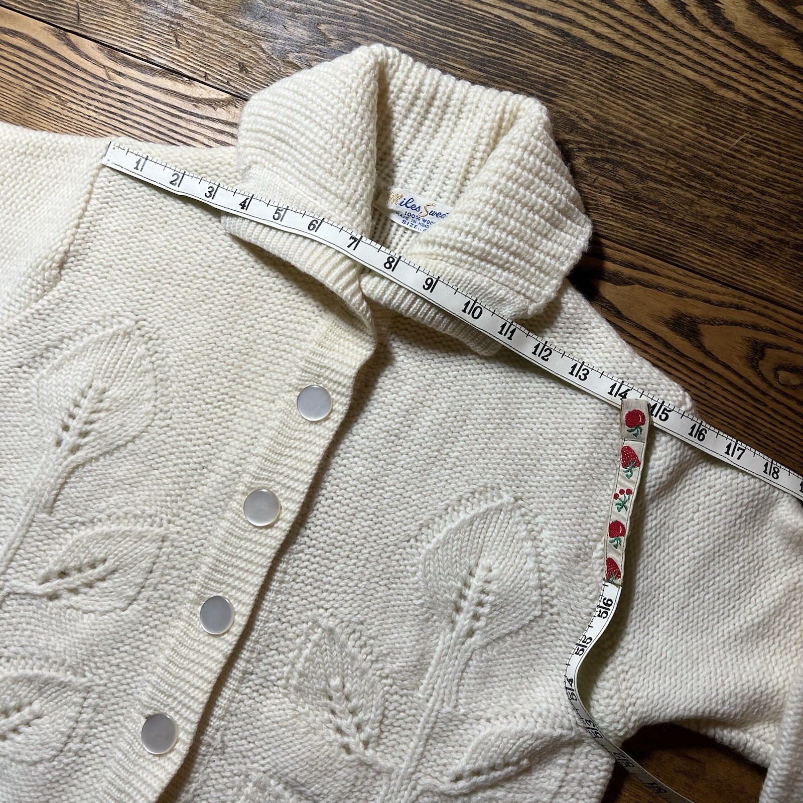 Vintage 60s Miles Sweaters Leaf Pattern Knit Cardigan Shawl Collar Wool Sweater