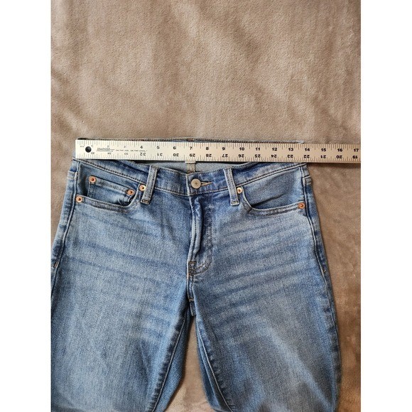 Lucky Brand Sweet Straight Mid Rise Raw Hem 2/26 Blue