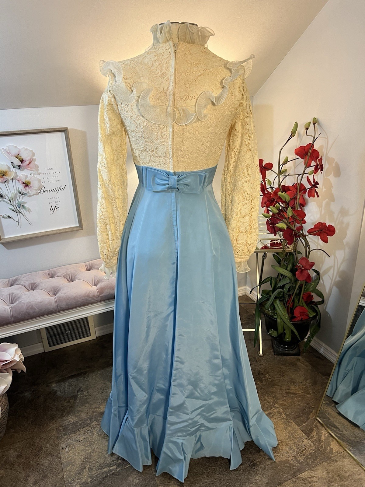 VTG Victorian Cottagecore Bridgerton Blue & Cream Lace & Ruffle Dress SZ XS 0-2