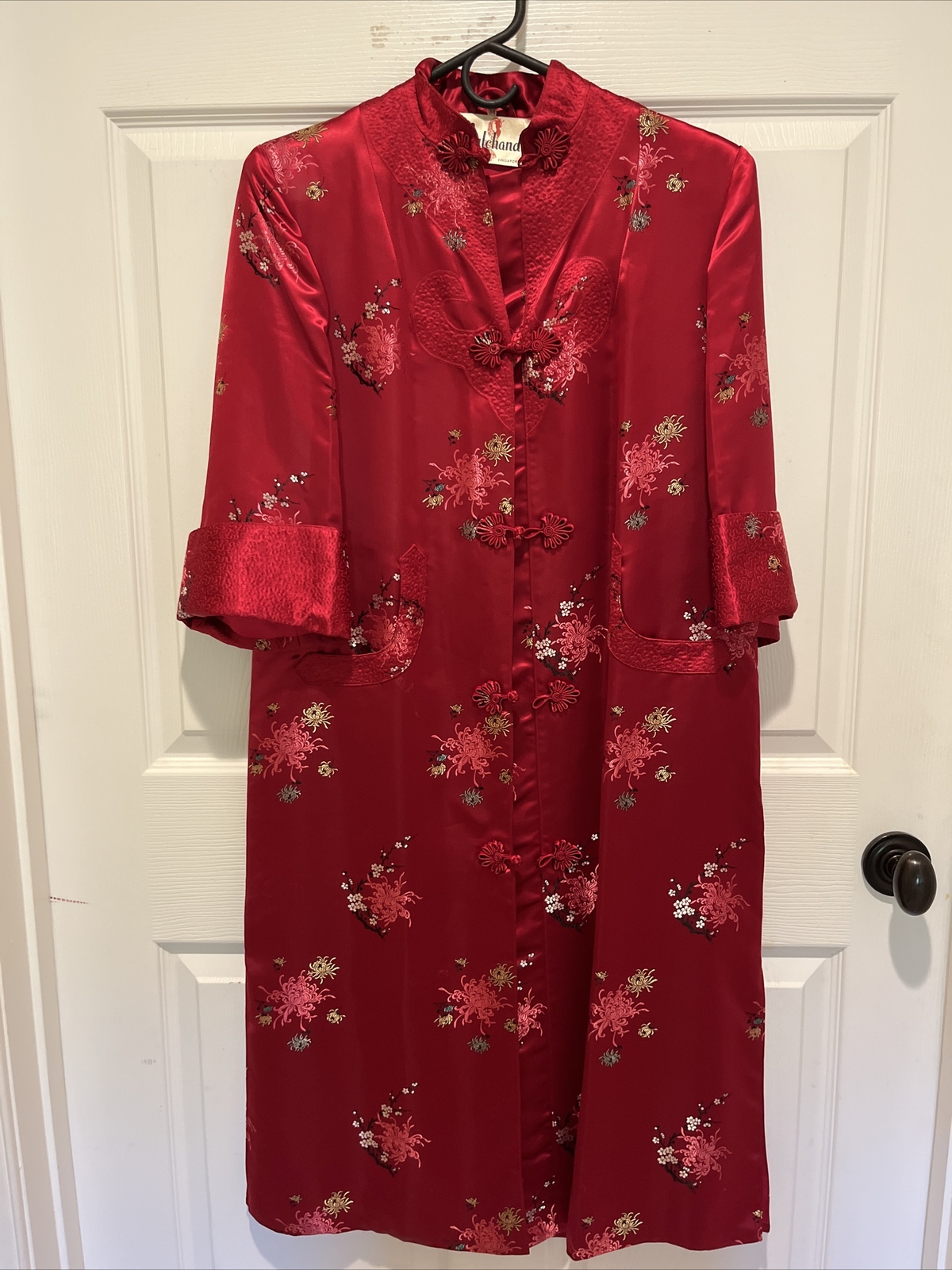 Vtg Mulchands Singapore Asian Long Robe Jacket Duster Red Satin Flowers Sz S 34