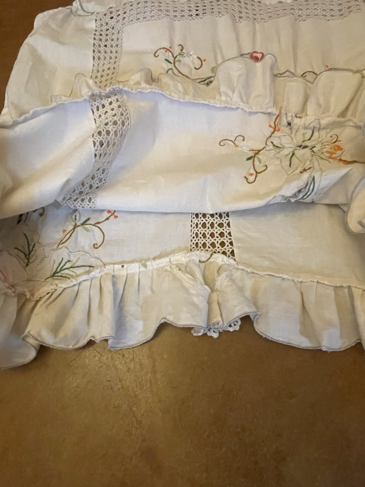 Handmade Tunic Embroidered Tablecloth M/L White Sleeveless