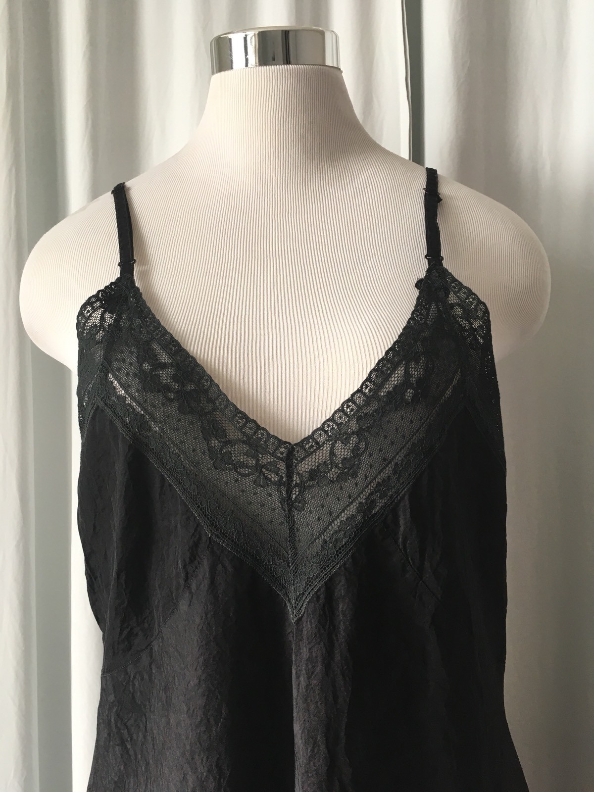 Vintage 40s Black Slip 36/38