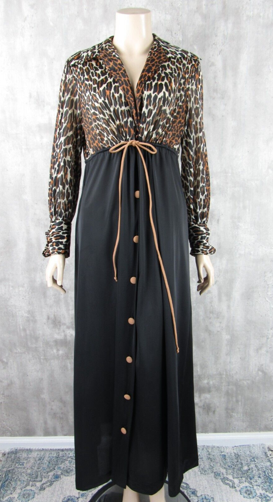 Vintage Vanity Fair Leopard Print French Cuffs Robe Hostess Dress Maxi Kaftan
