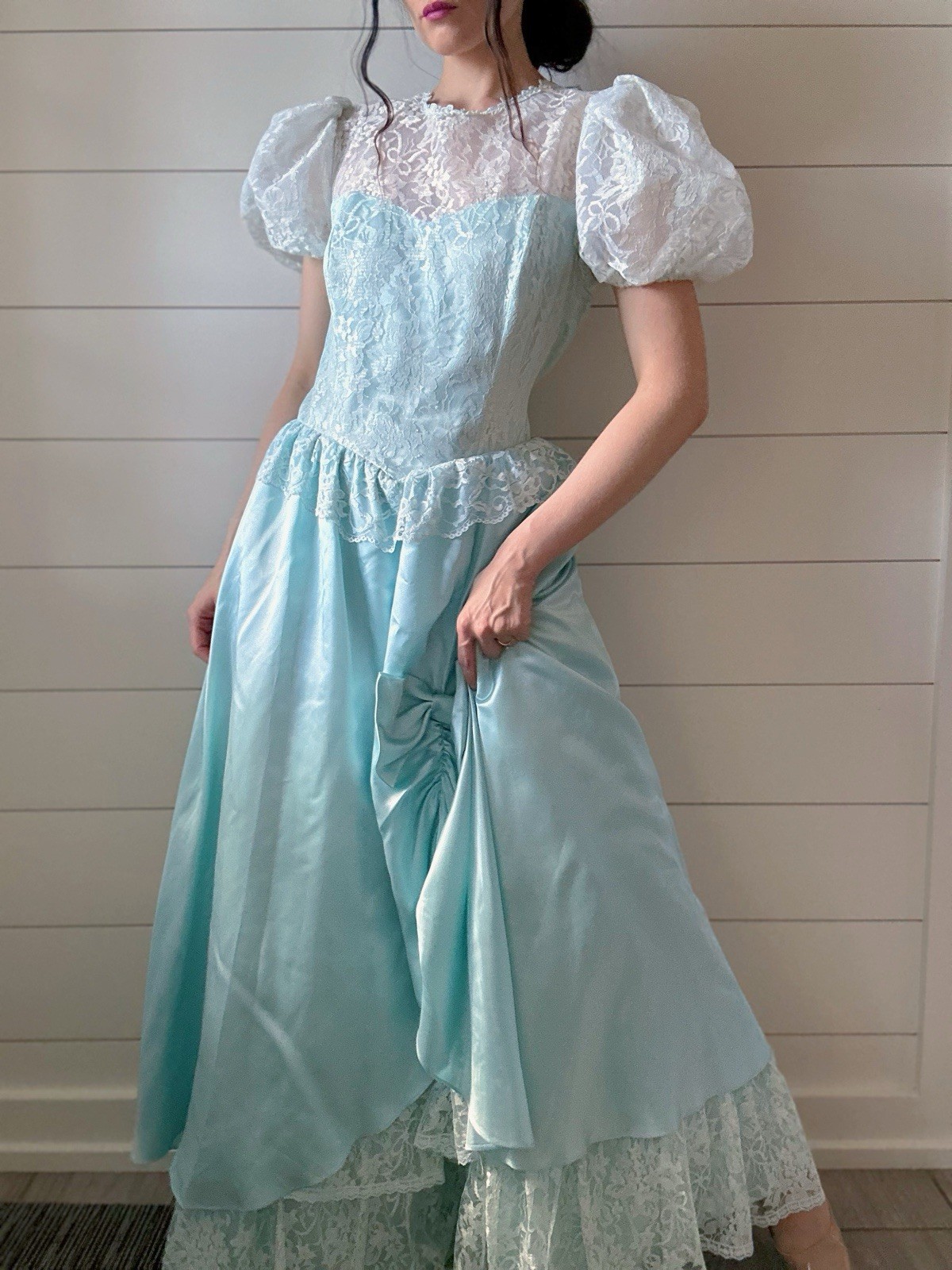 Vintage 1980s Dress Prom Antebellum Taffeta Ballgown Formal Blue Satin Bows