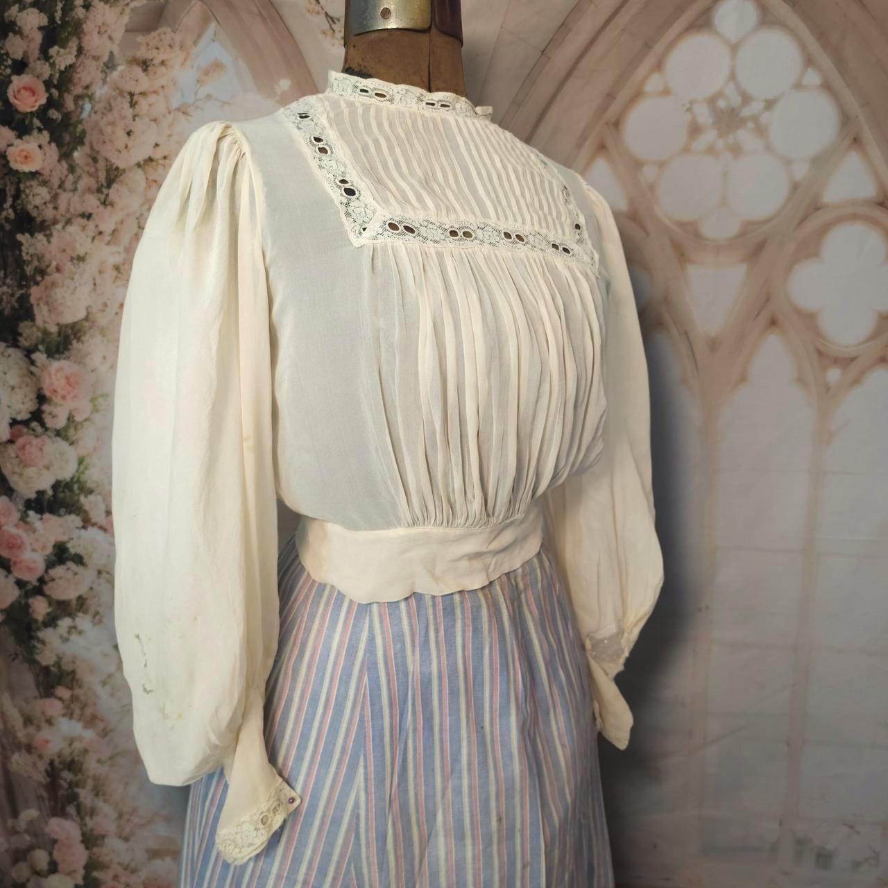 Antique Cream Lace Blouse w/ Puffy Sleeves Chiffon Prairie 1910s 1900s Top Shirt