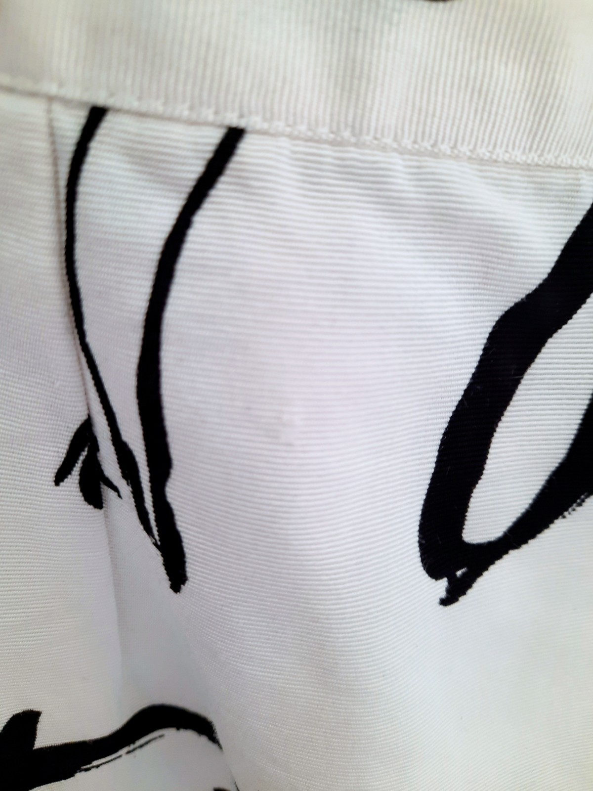 Vintage Gl&rsquo;amour By Caroline Graphic Print Blavk White Pencil Mini Skirt
