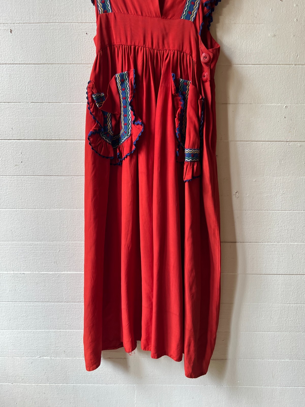 Vintage 1940s Hand Made Dress – Red Mexican Inspired Dress 24x28x44 AR FL